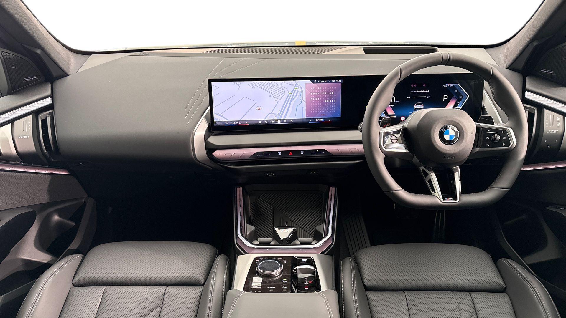 BMW X3 view 4