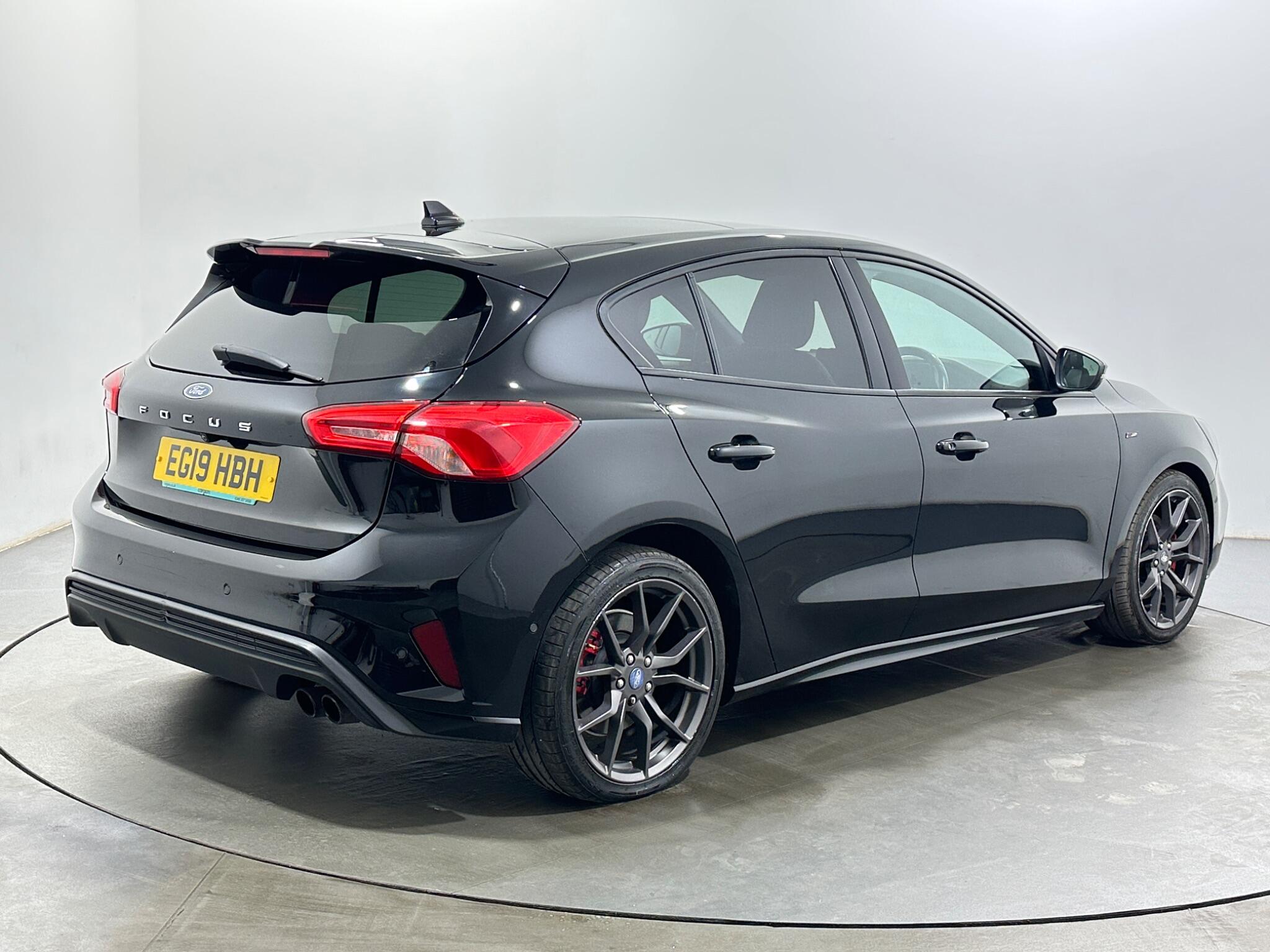 Ford Focus view 8