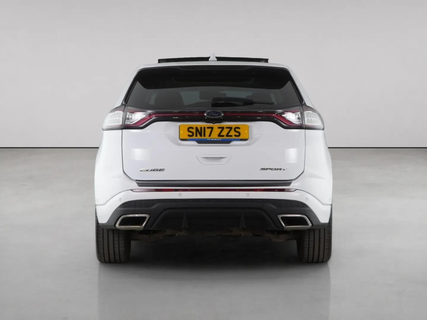 Ford Edge view 7