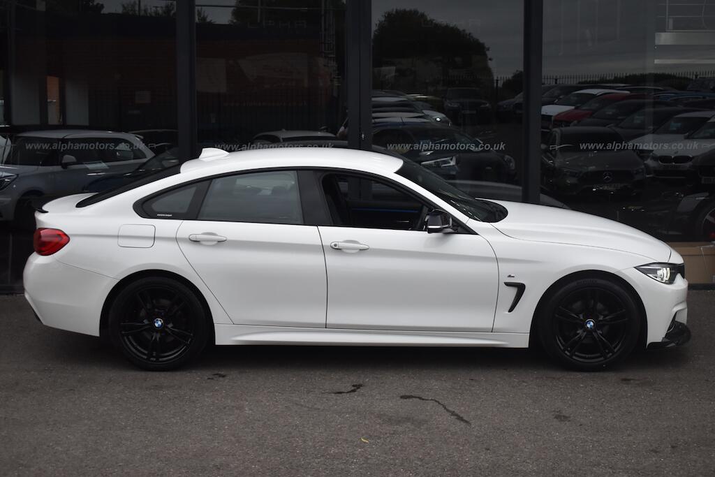 BMW 4 Series view 14