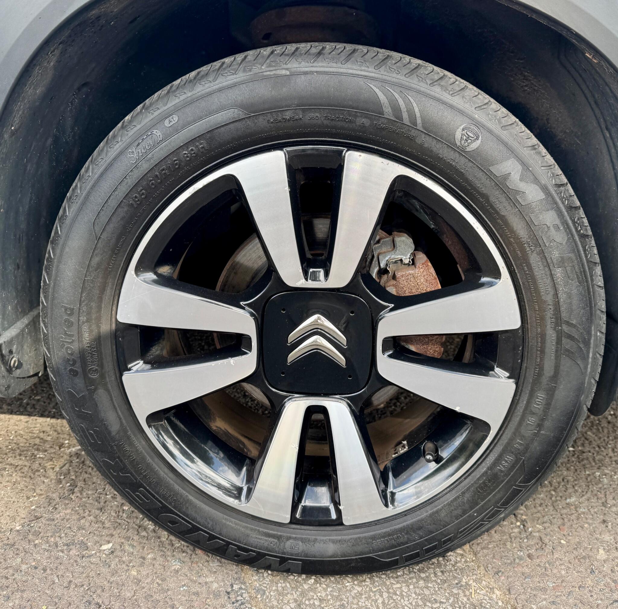 Citroen C3 Aircross view 40
