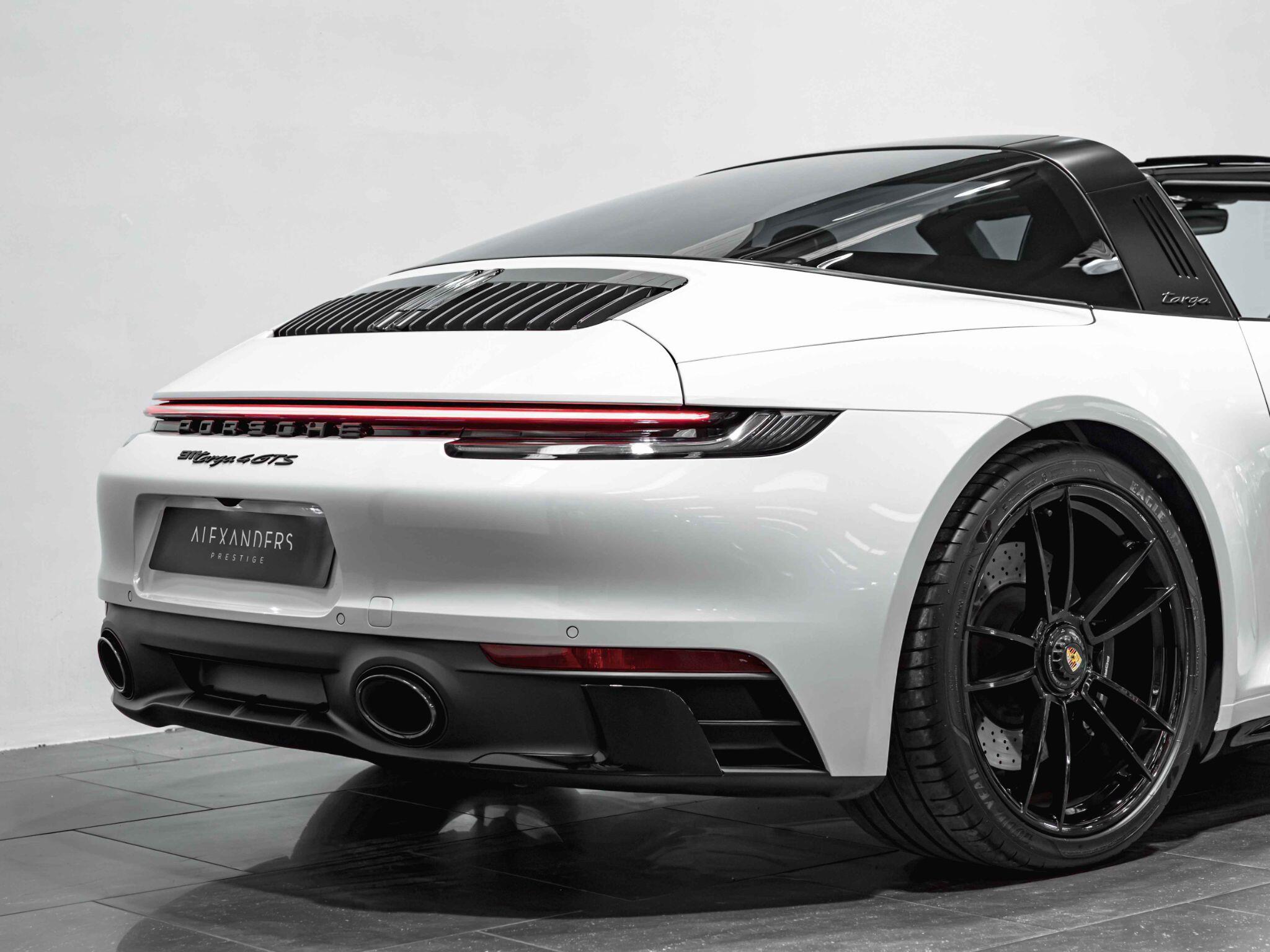 Porsche Targa view 14