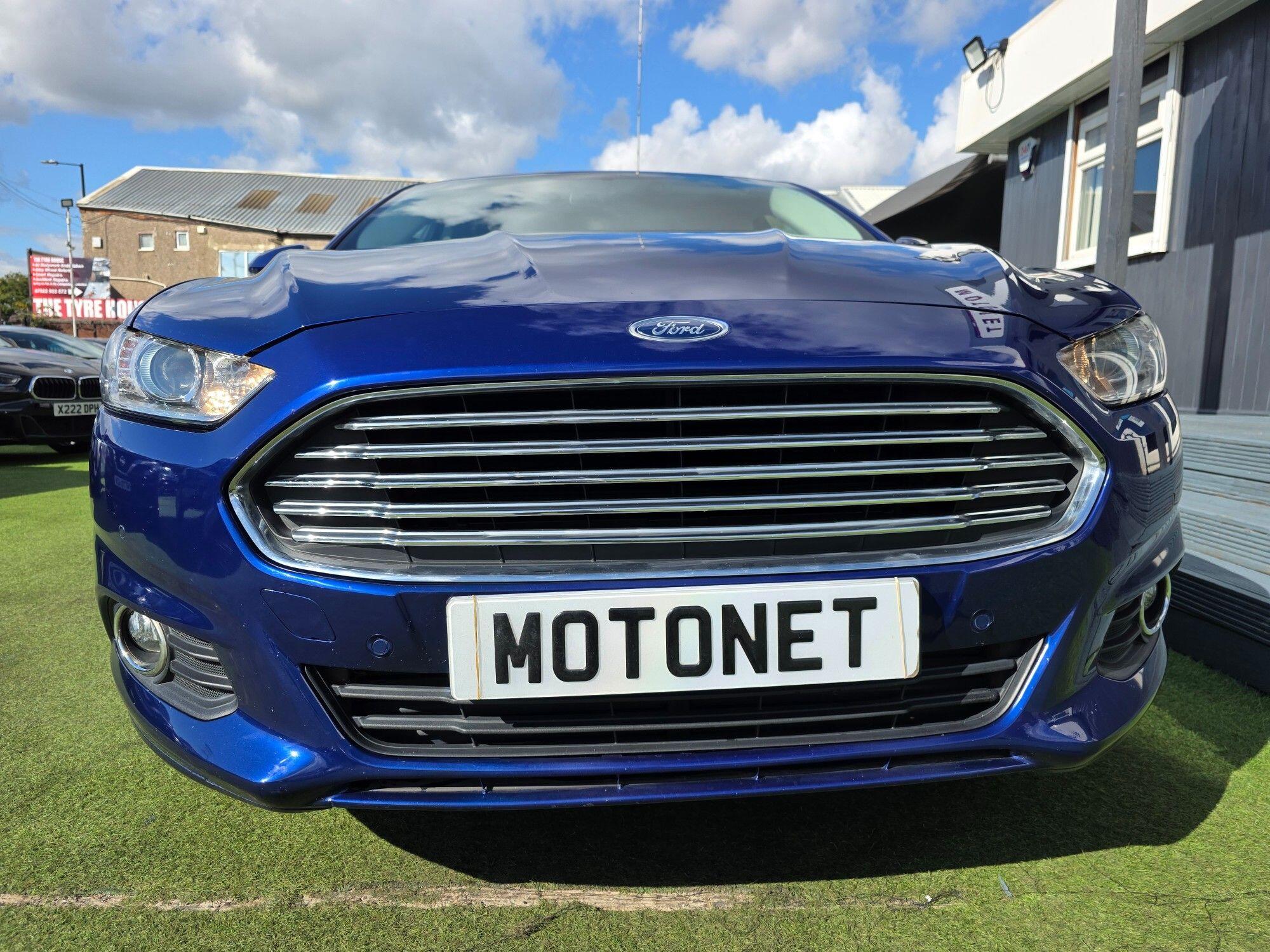 Ford Mondeo view 4