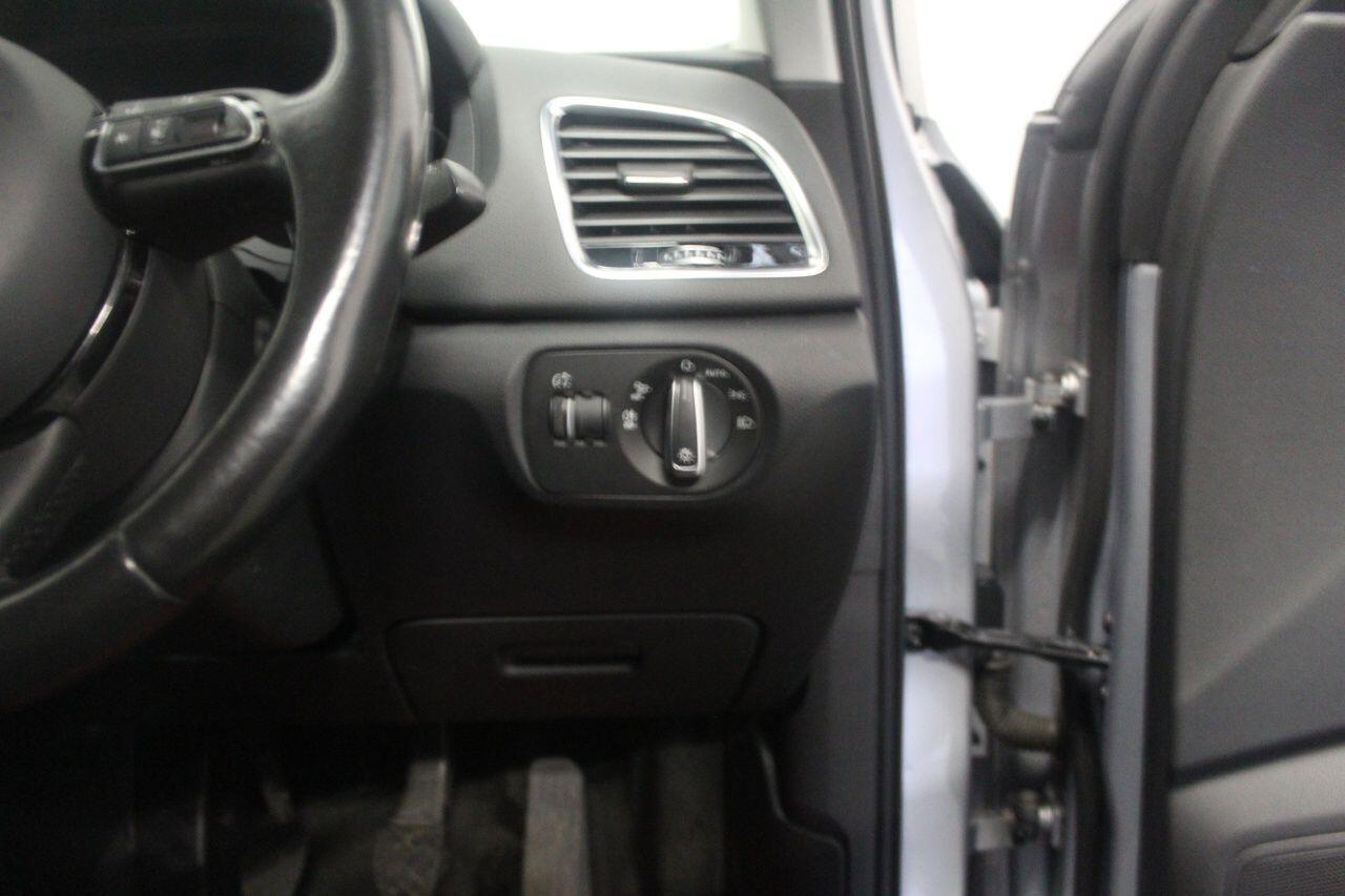Audi Q3 view 49