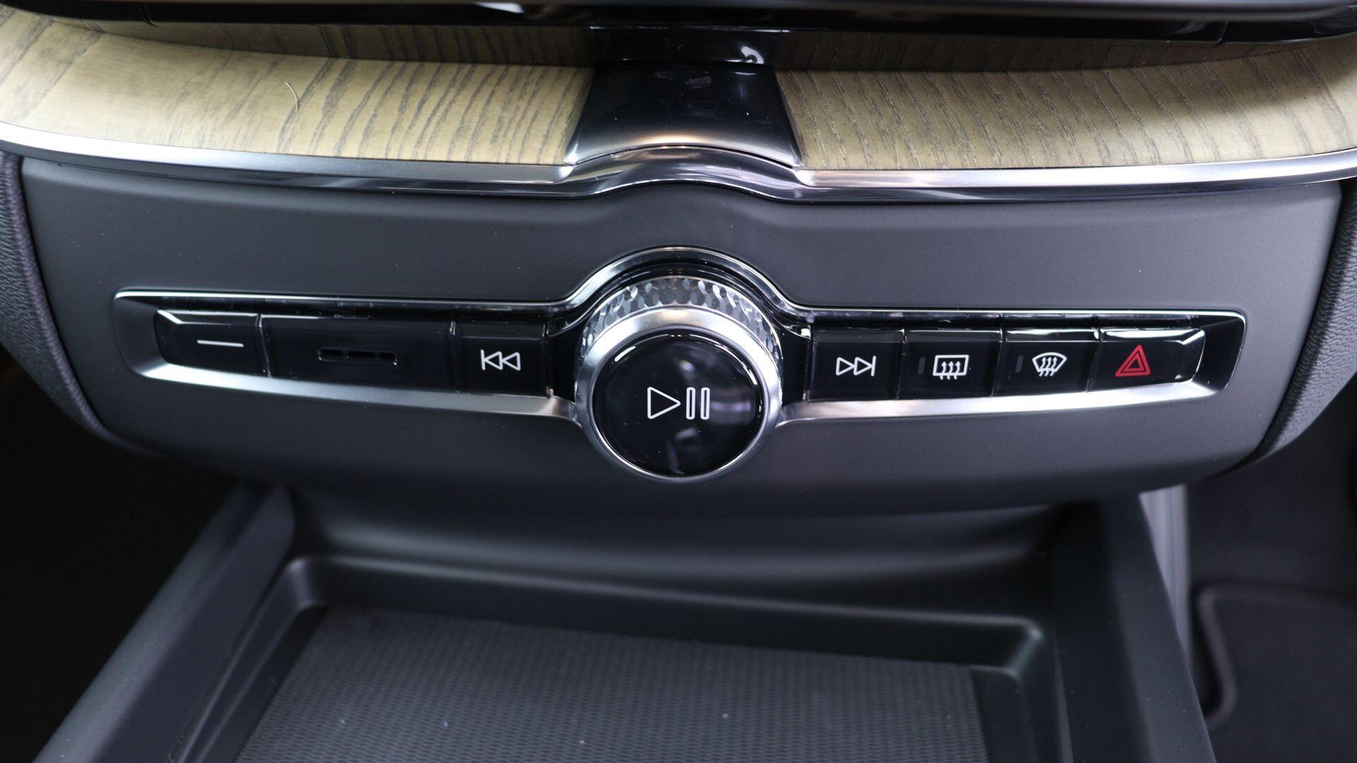 Volvo XC60 view 54