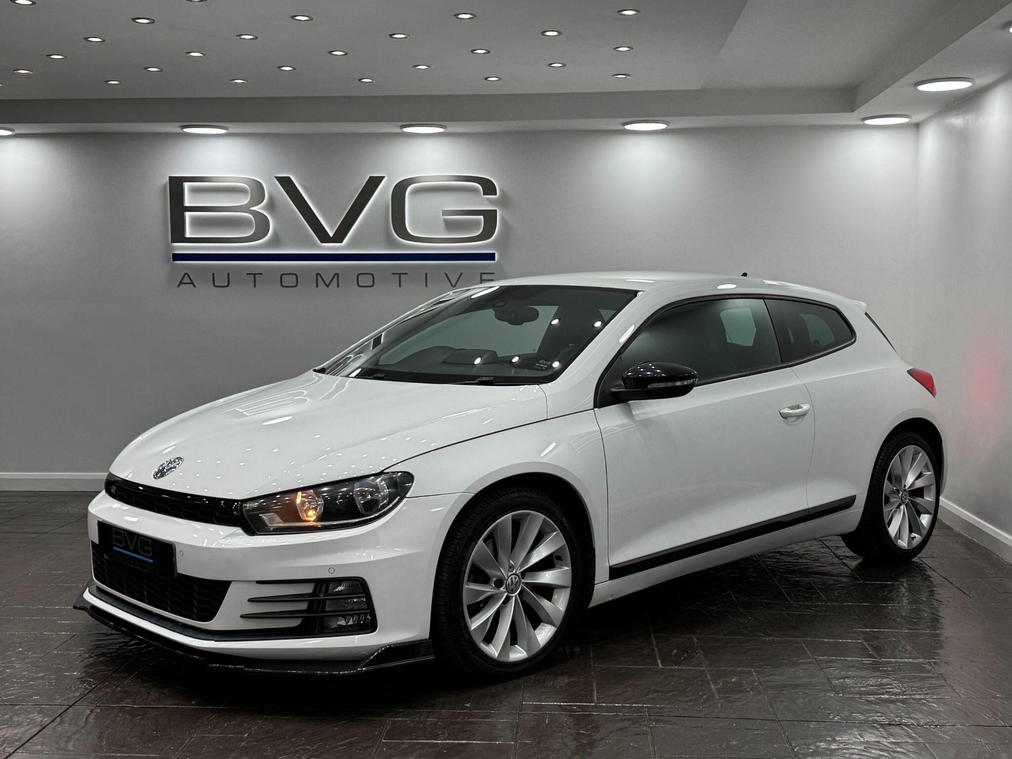 Volkswagen Scirocco view 5