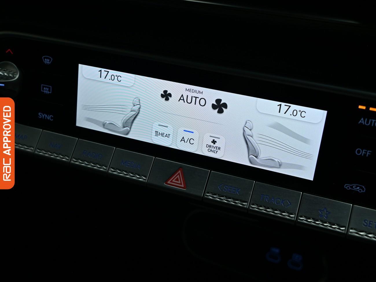 Genesis GV60 view 28