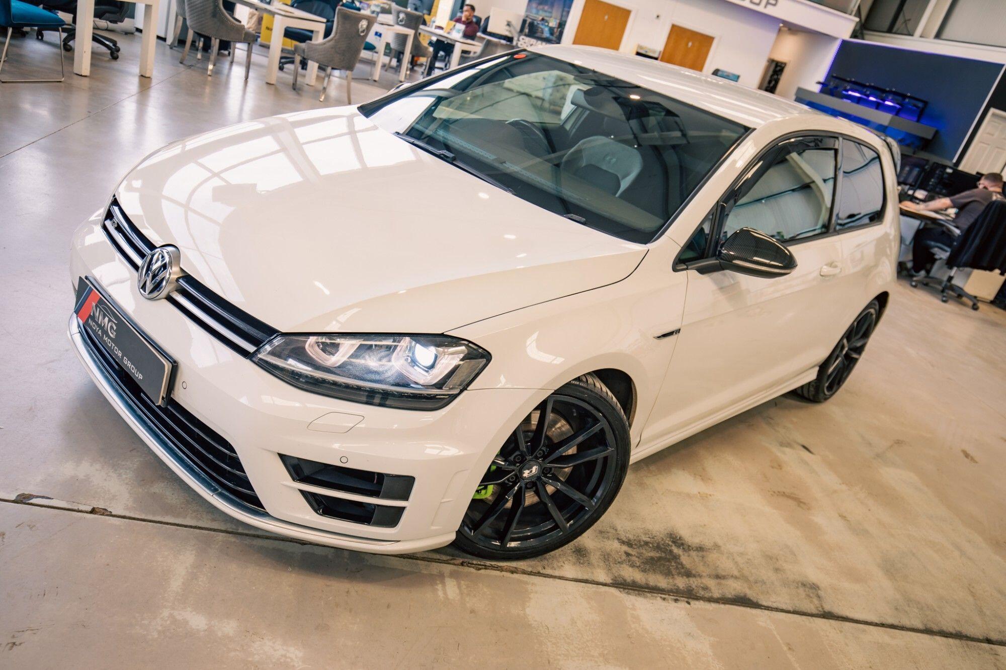 Volkswagen Golf view 5