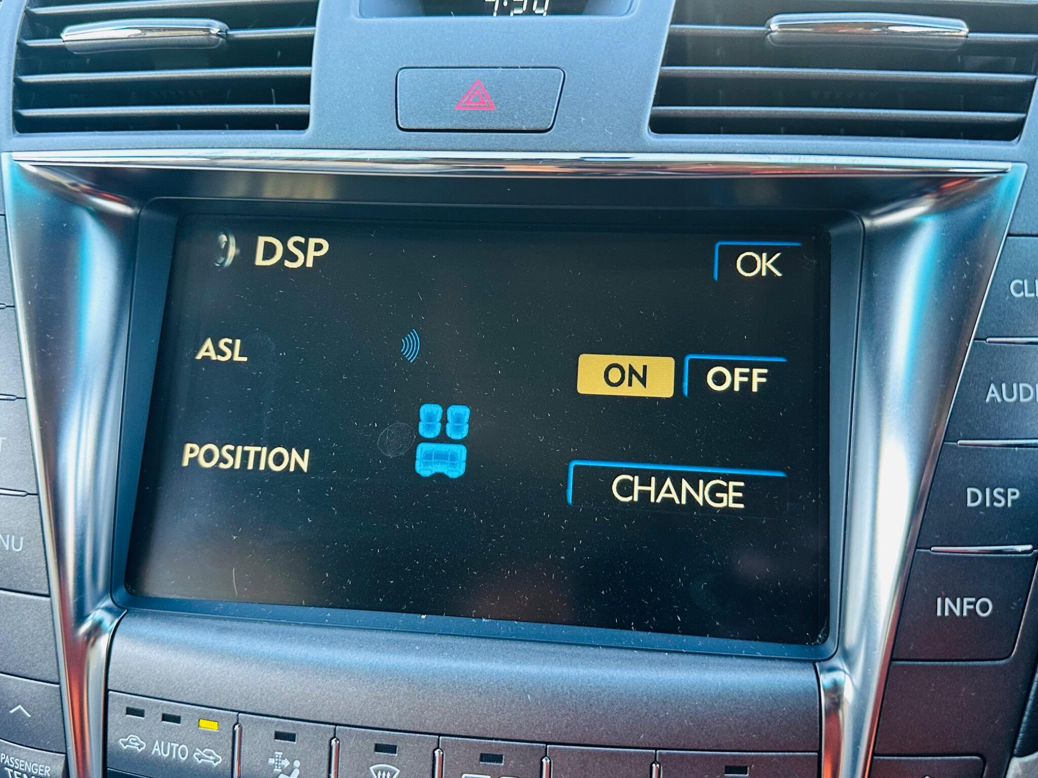 Lexus LS view 38