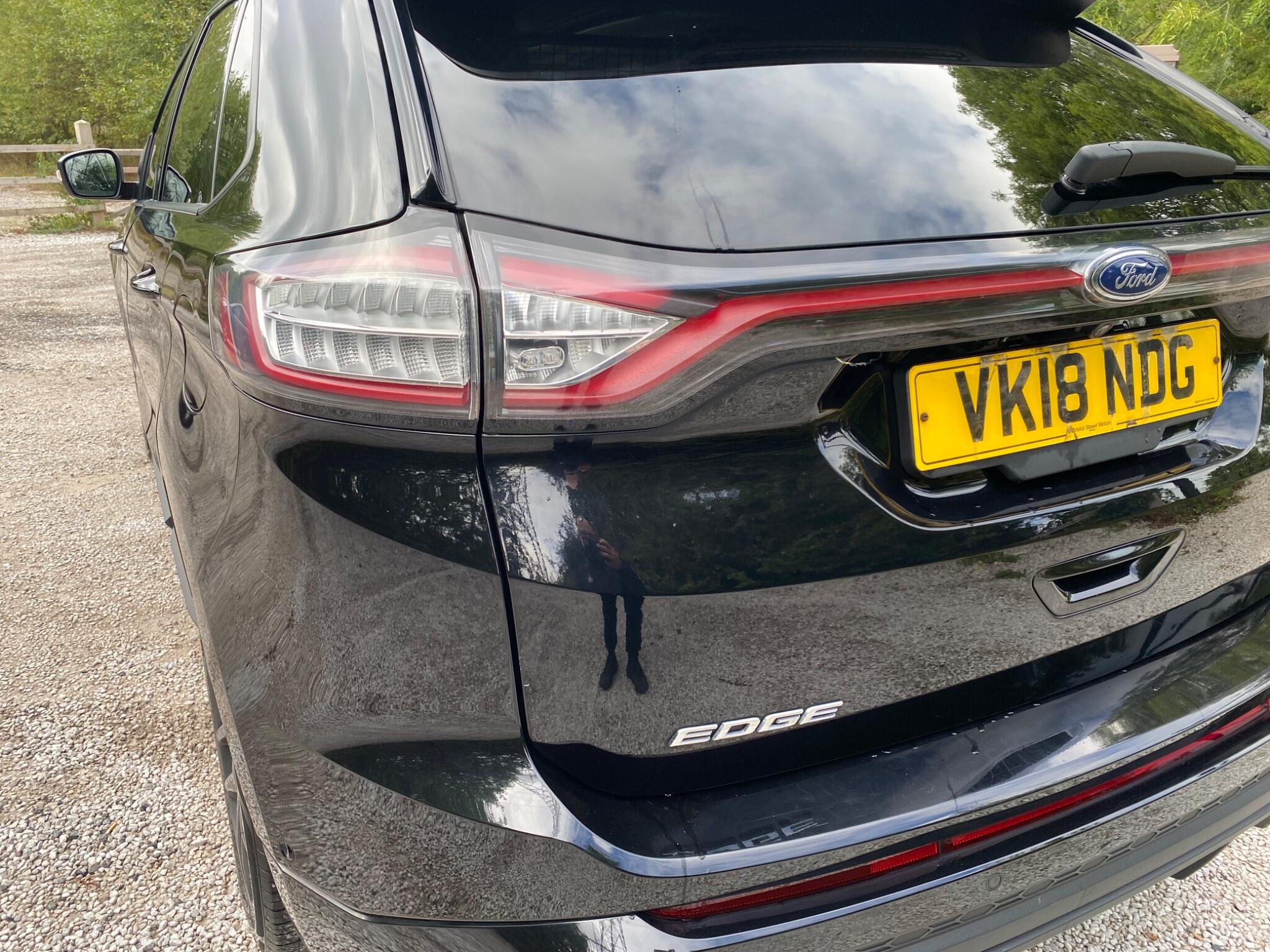 Ford Edge view 14