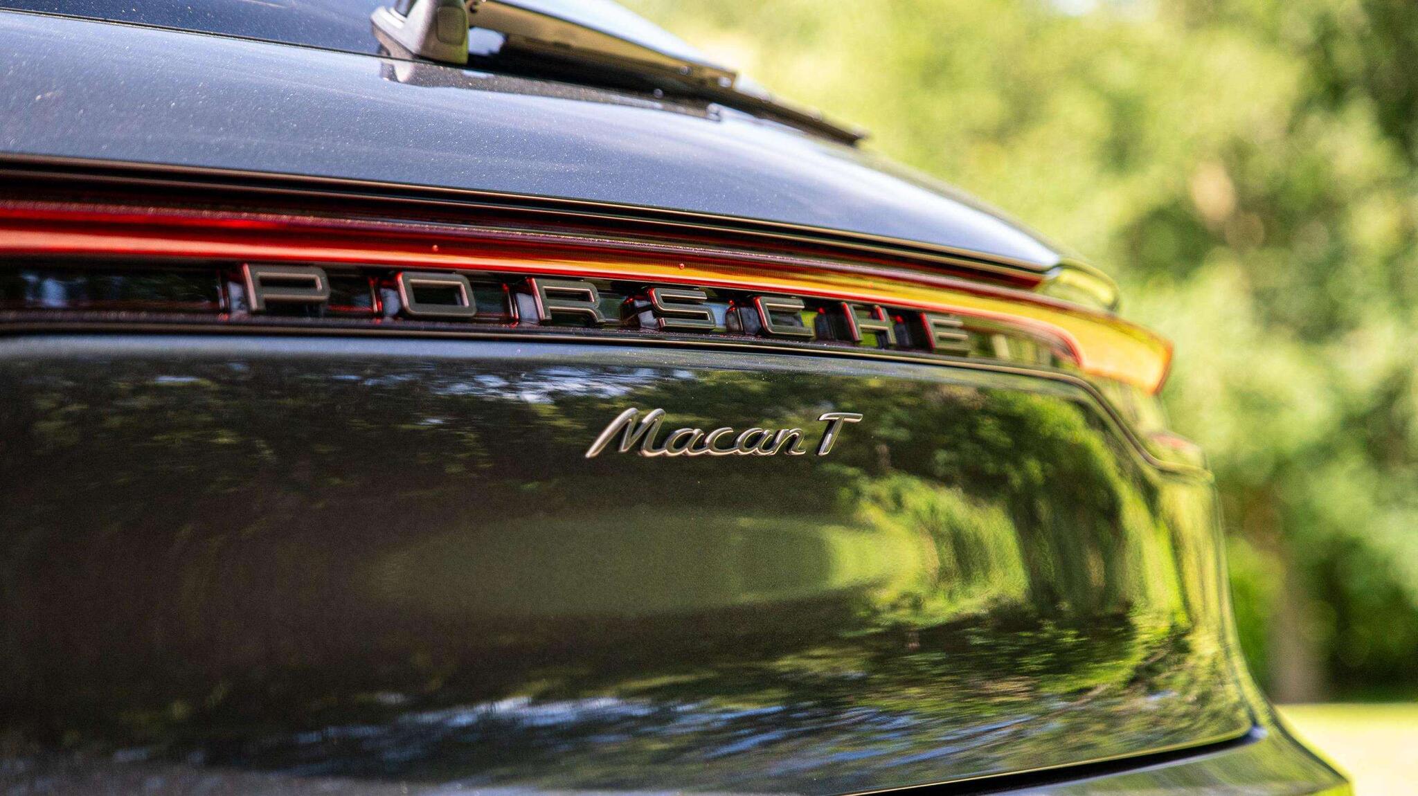 Porsche Macan view 36