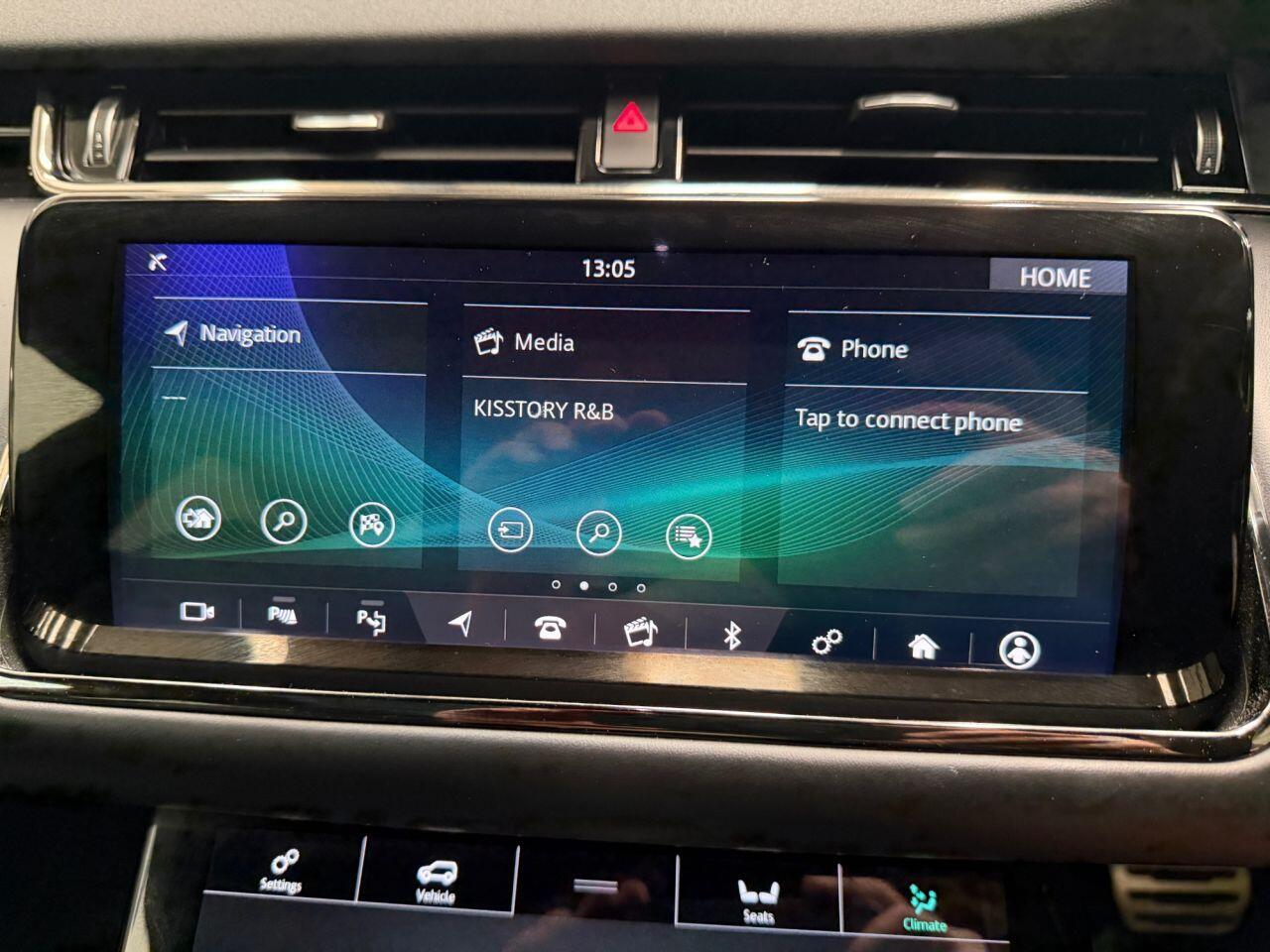 Land Rover Range Rover Evoque view 43
