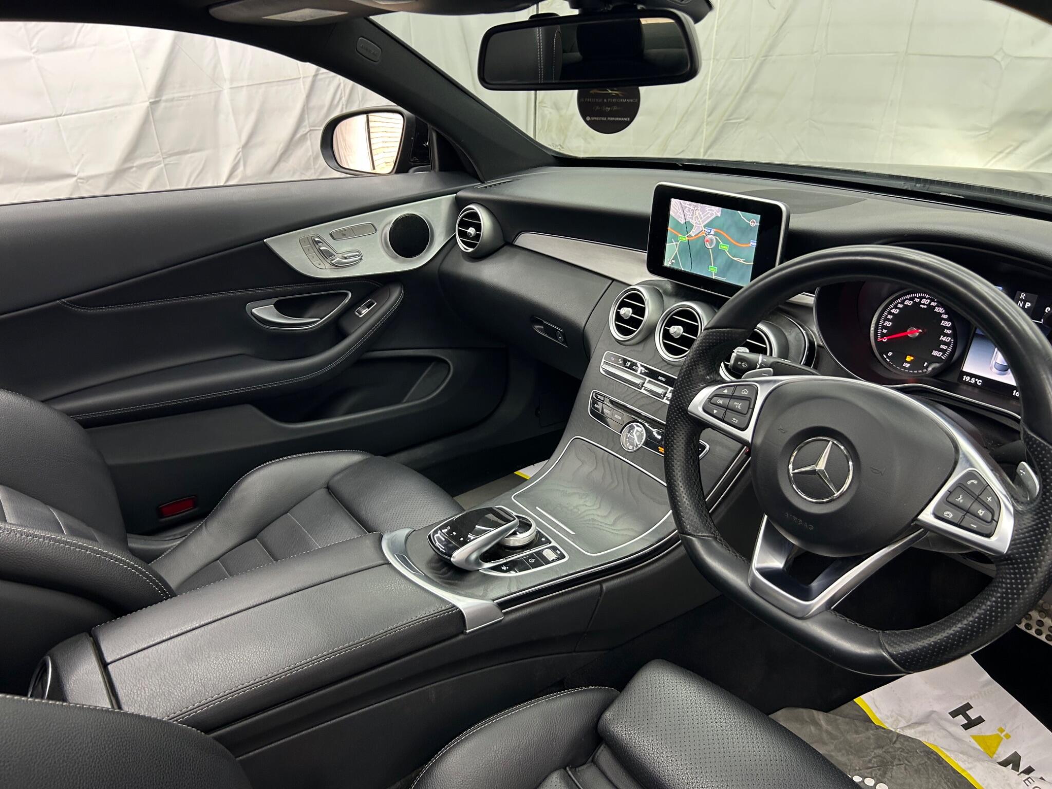 Mercedes-Benz C-Class view 13