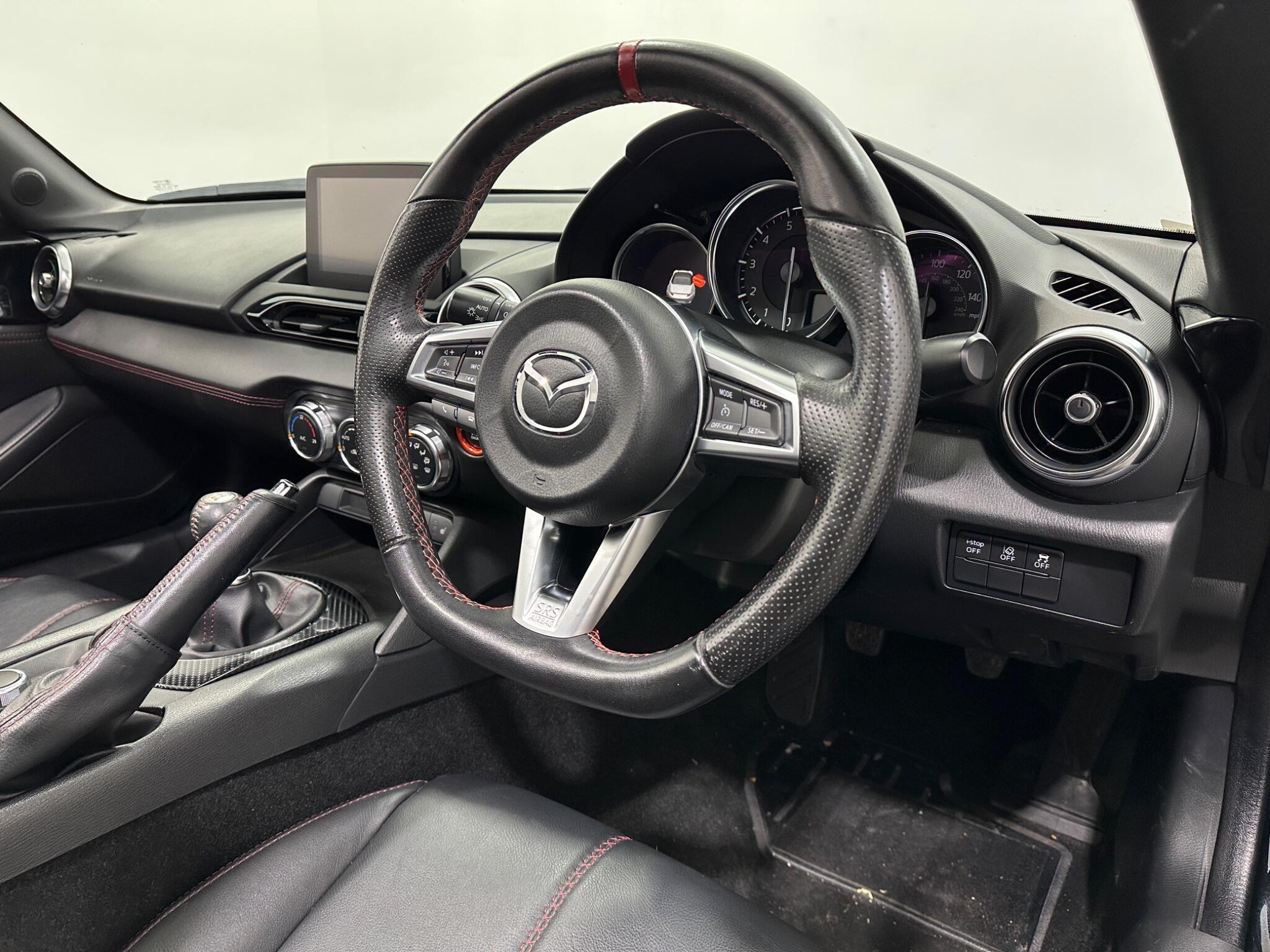 Mazda MX-5 view 11
