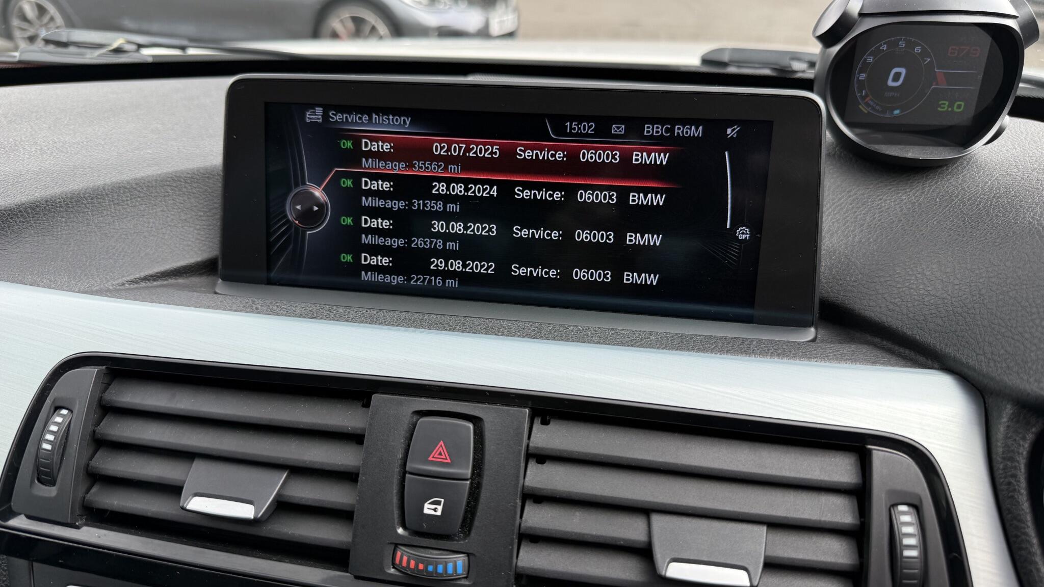 BMW 3 Series view 30
