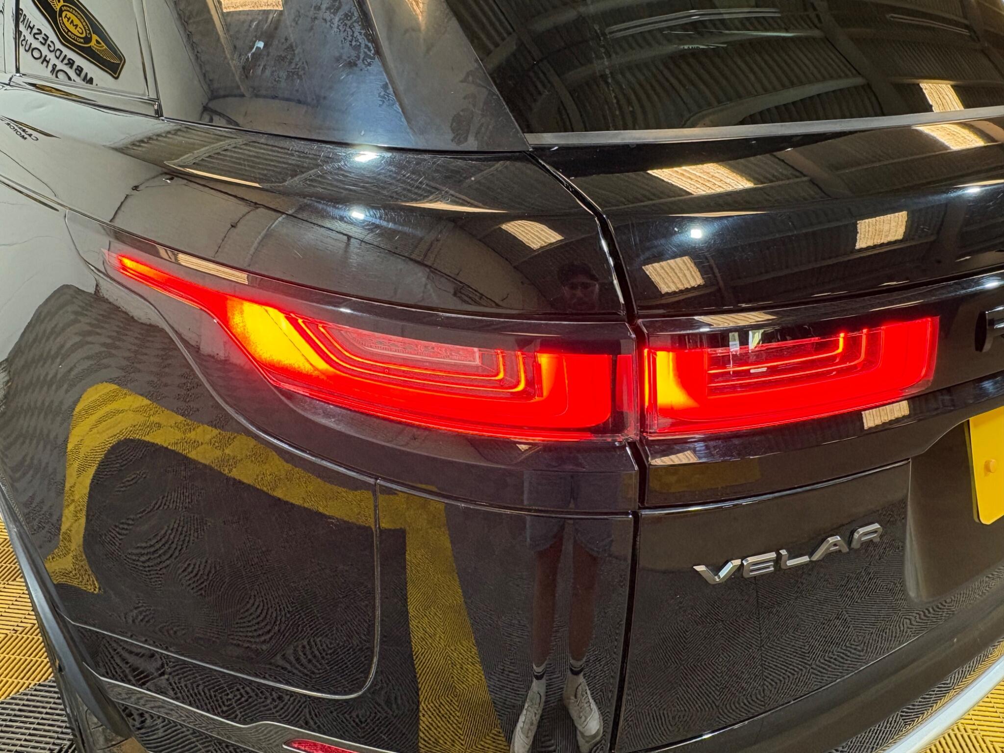 Land Rover Range Rover Velar view 86