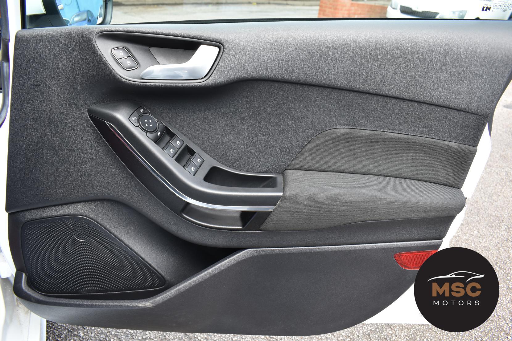 Ford Fiesta view 60
