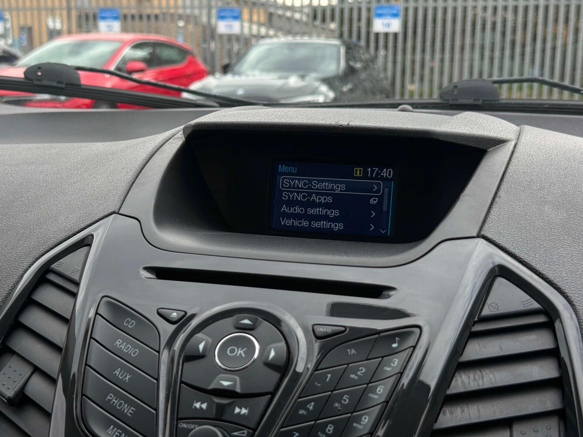 Ford Ecosport view 65