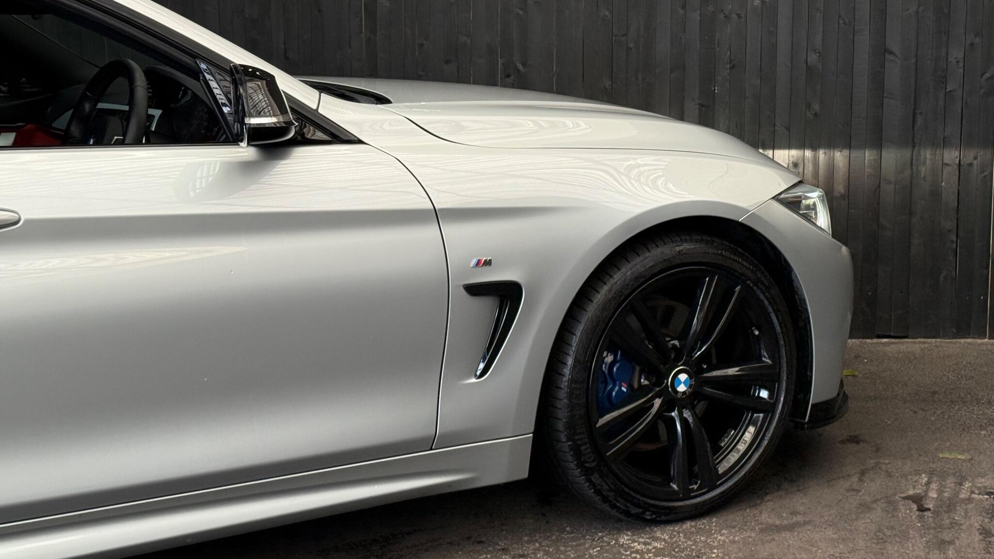 BMW 4 Series view 14