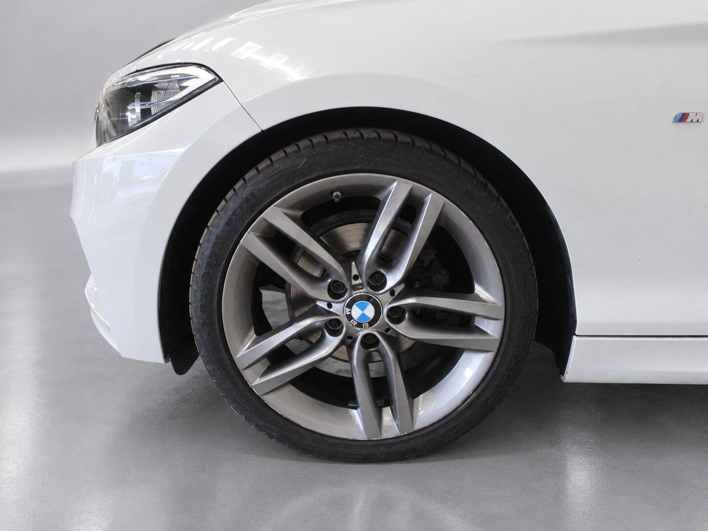 BMW 2 Series view 50