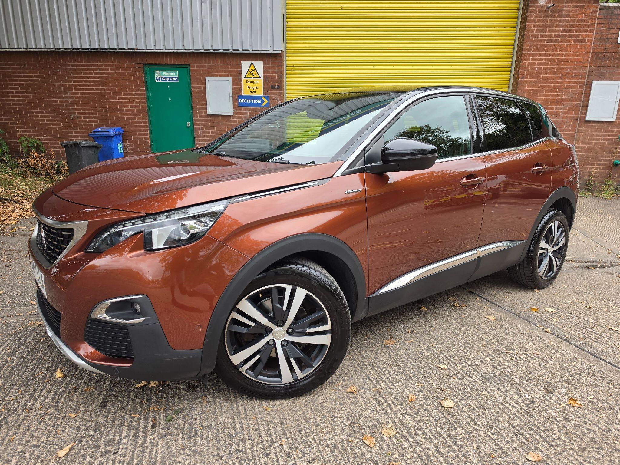 Peugeot 3008 view 45