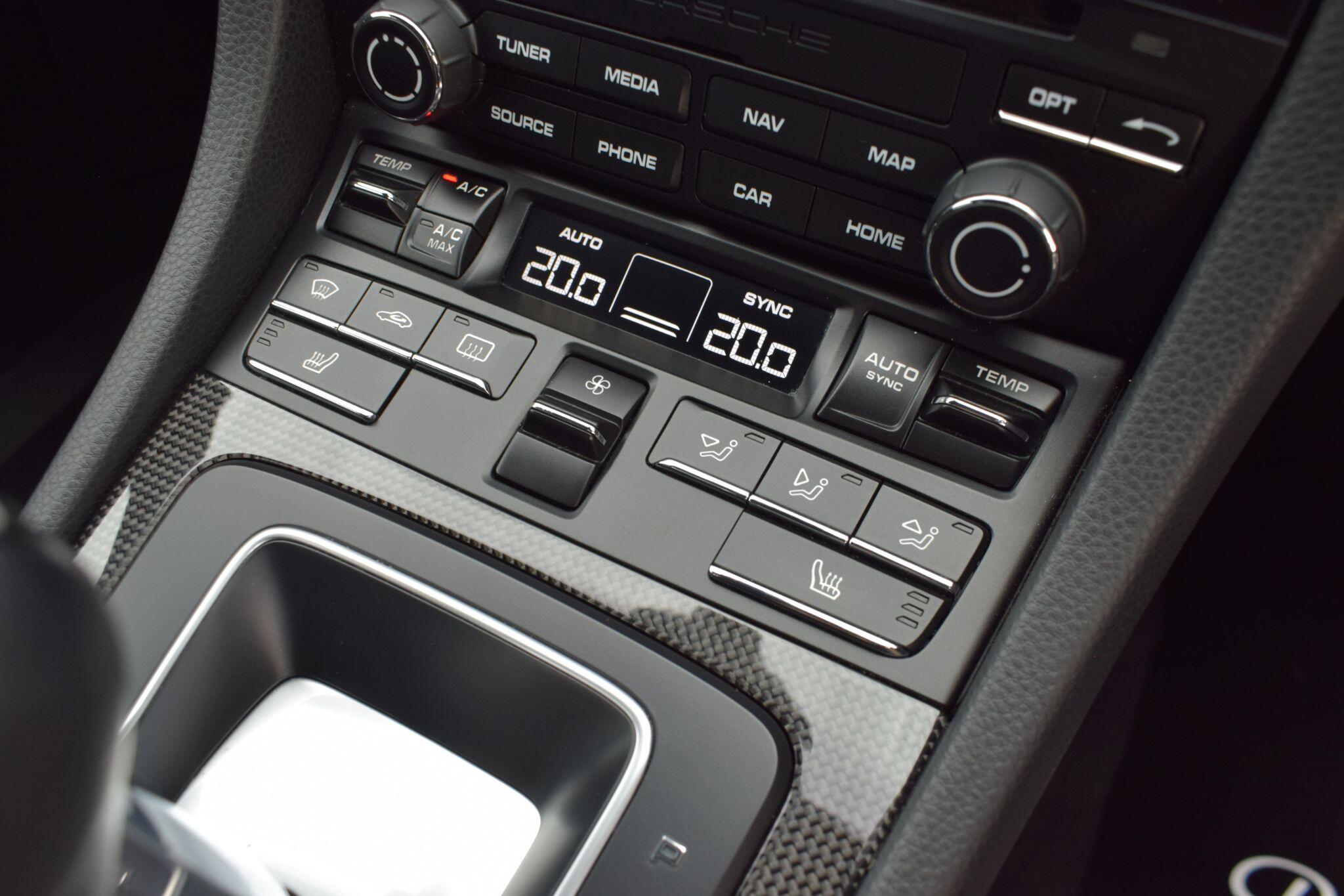 Porsche 718 Cayman view 24
