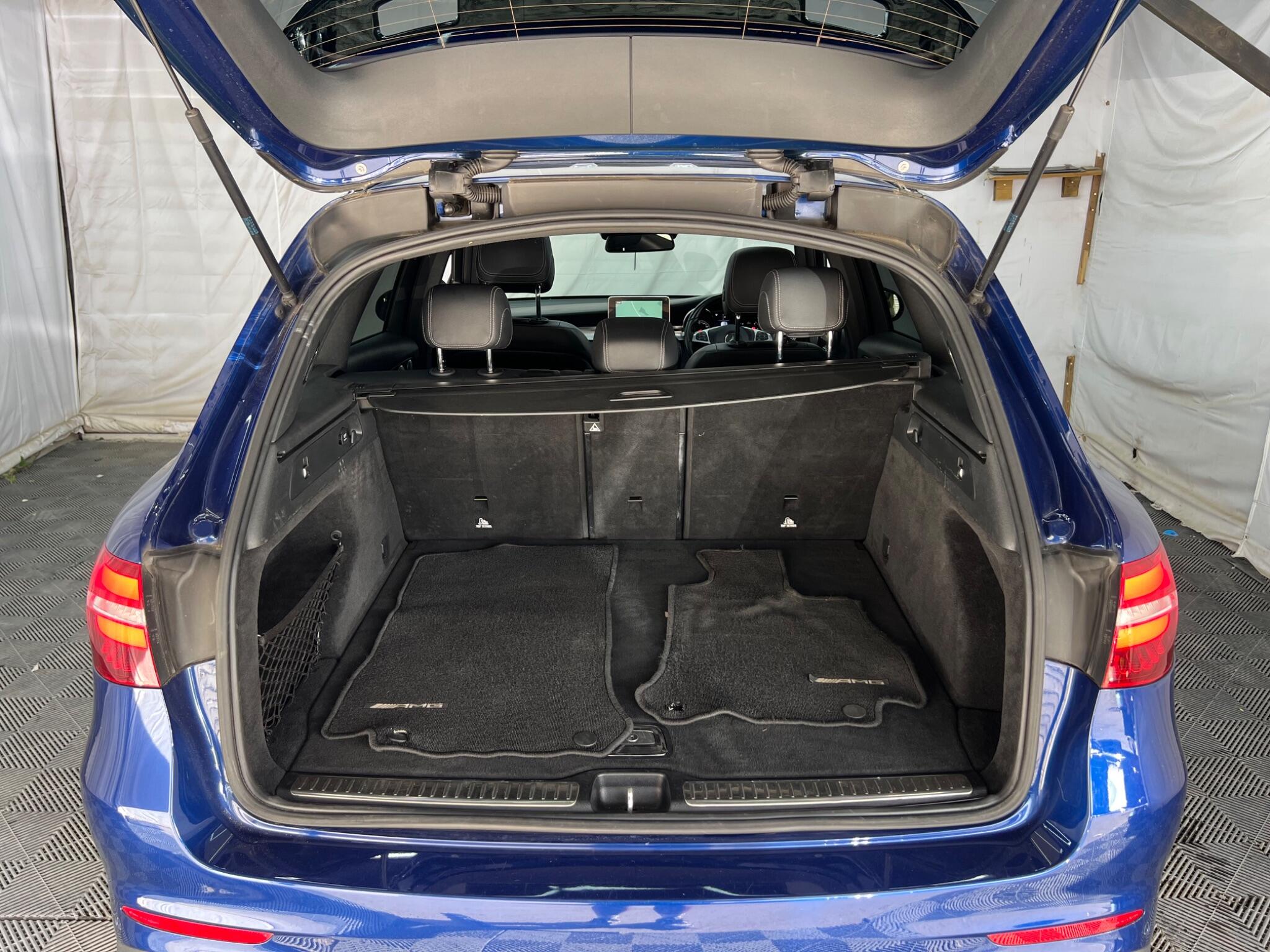 Mercedes-Benz GLC view 47