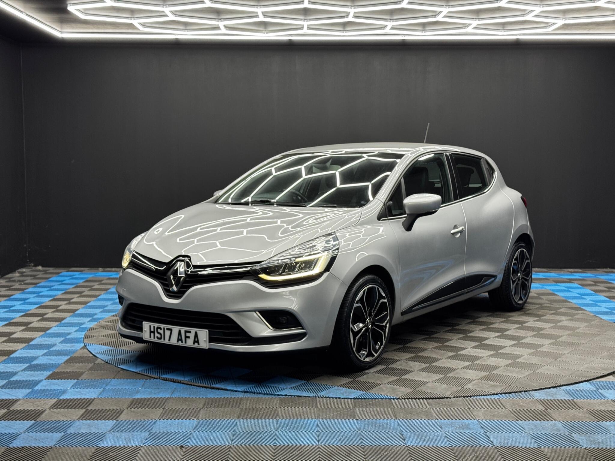 Renault Clio view 3