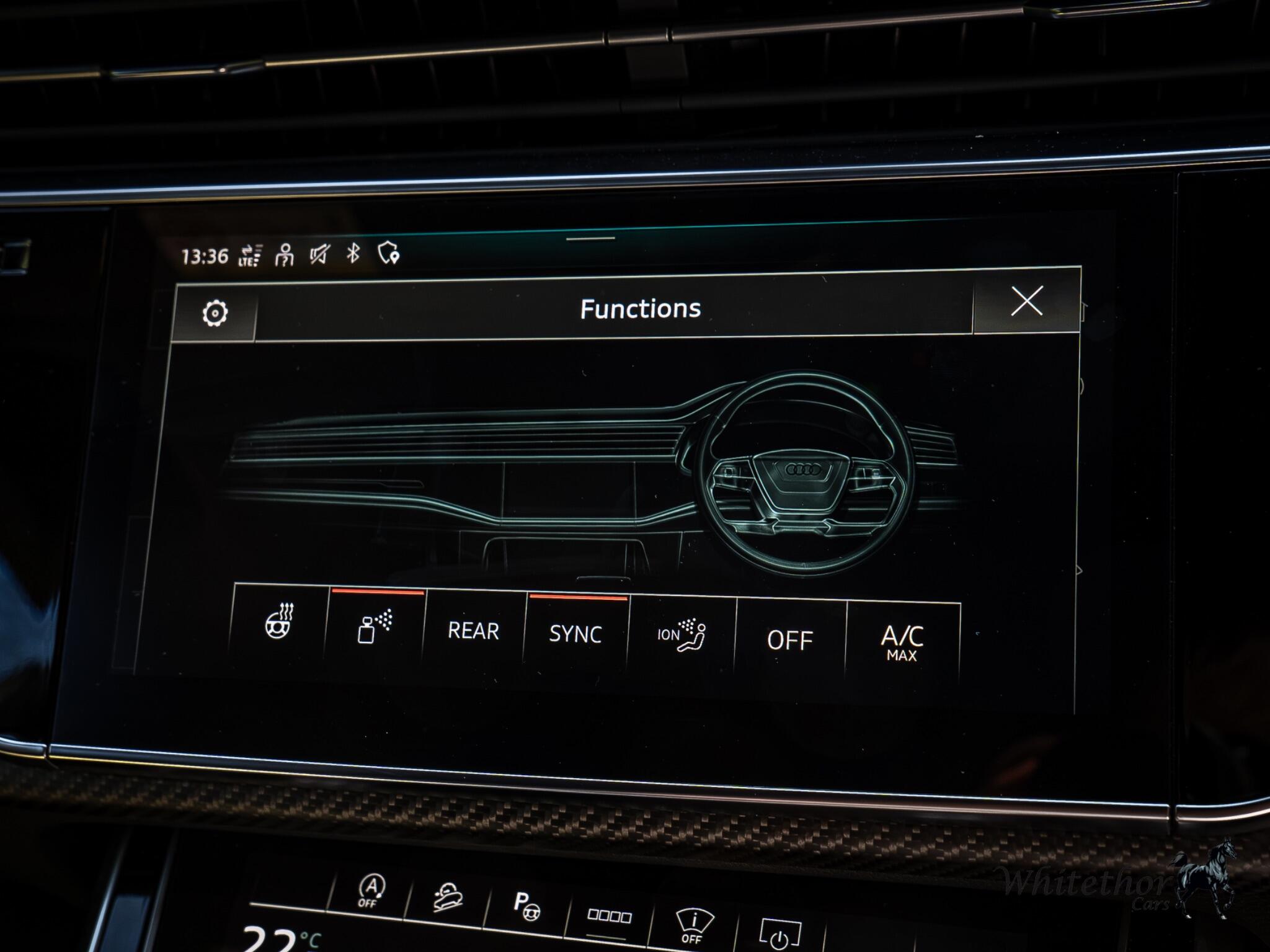 Audi RS Q8 view 60