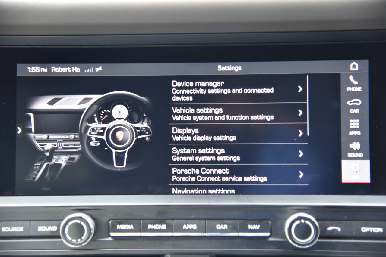 Porsche Macan view 47