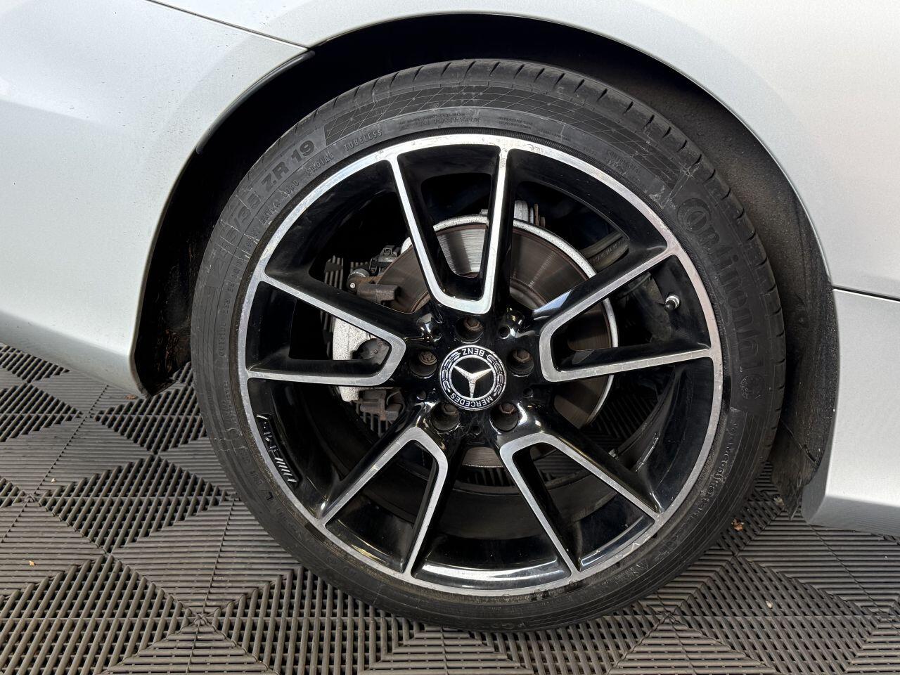 Mercedes-Benz C Class view 20