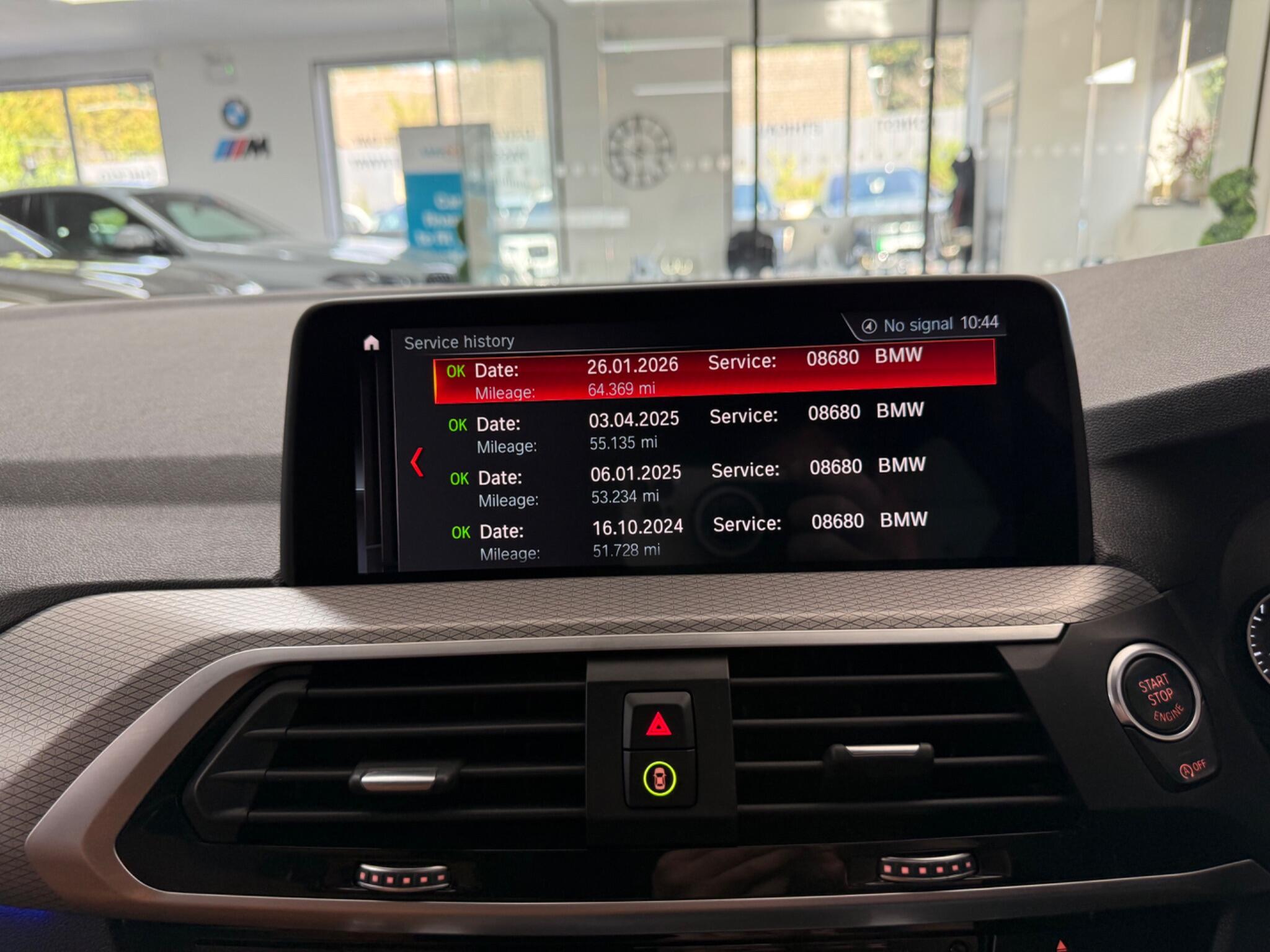 BMW X3 view 10