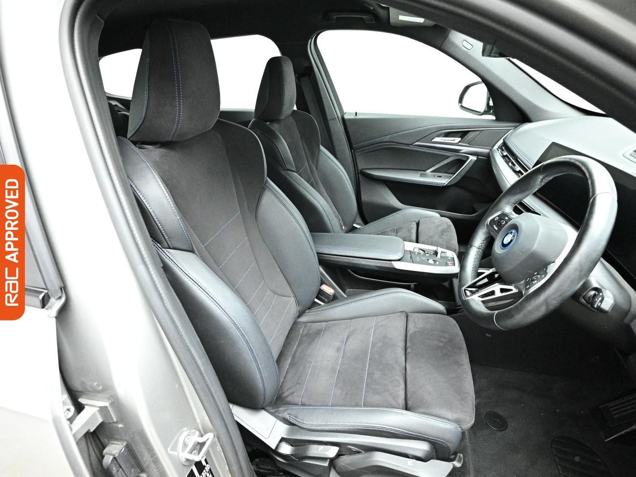BMW Ix1 view 13