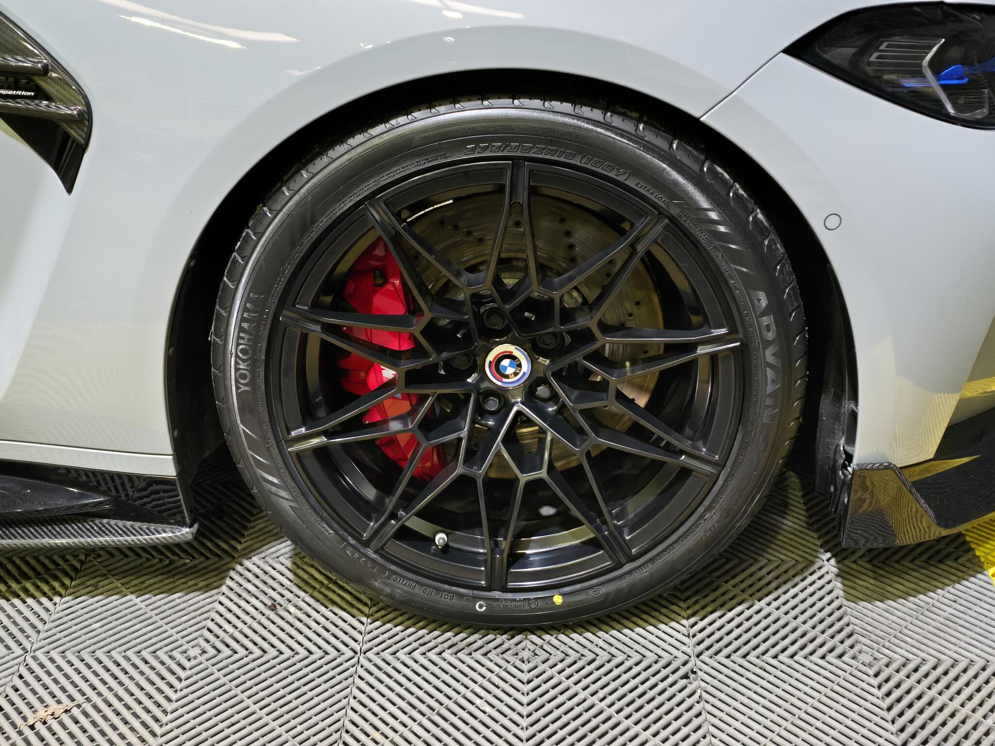 BMW M4 view 36