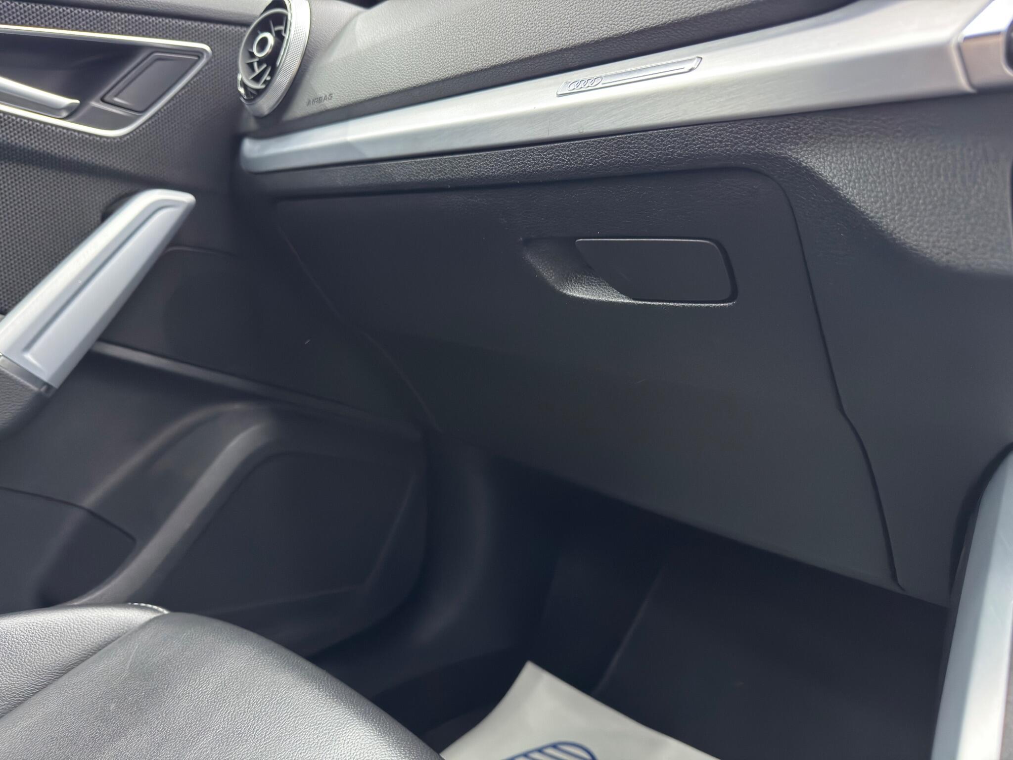 Audi Q2 view 37