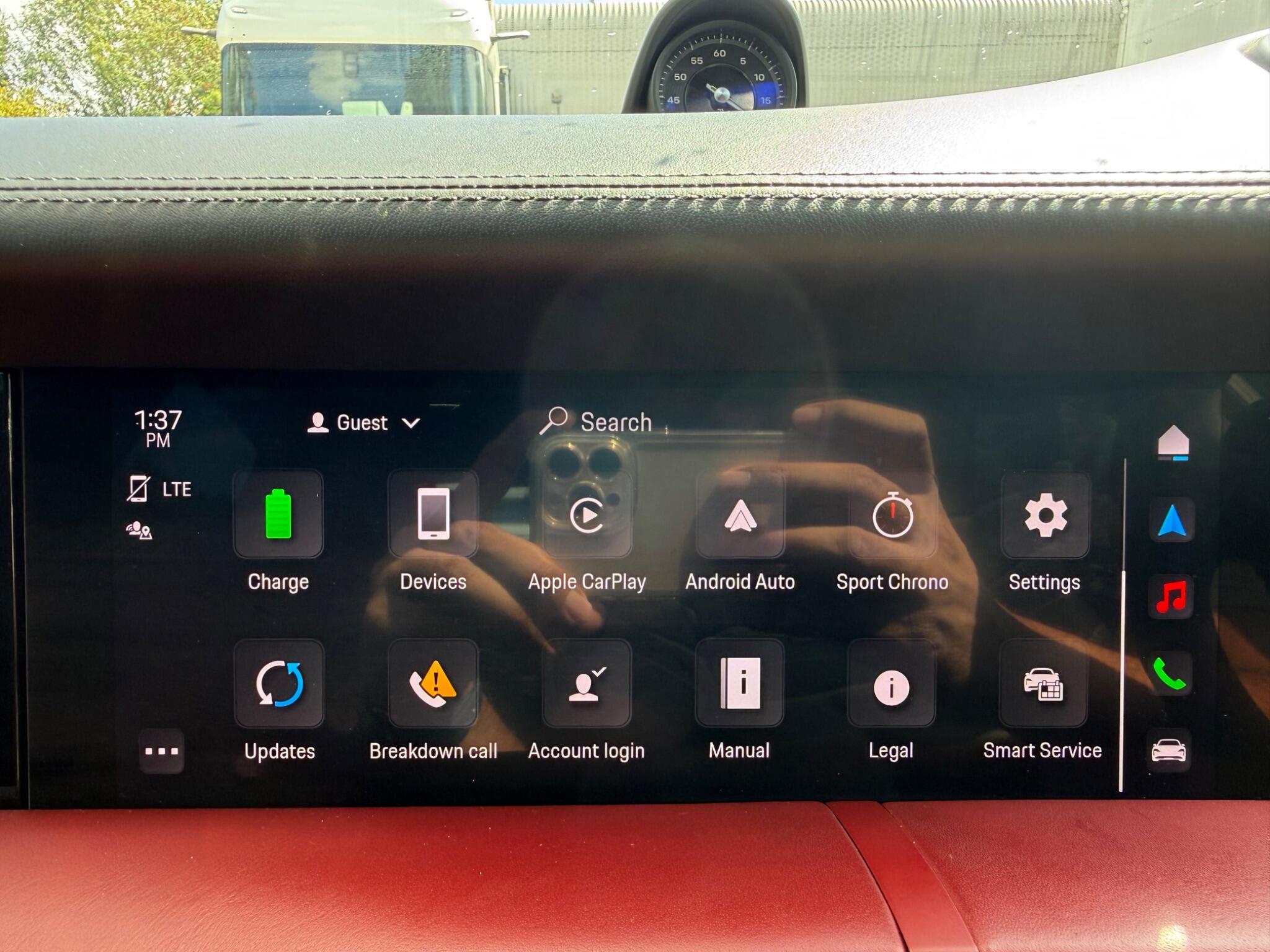 Porsche Taycan view 25