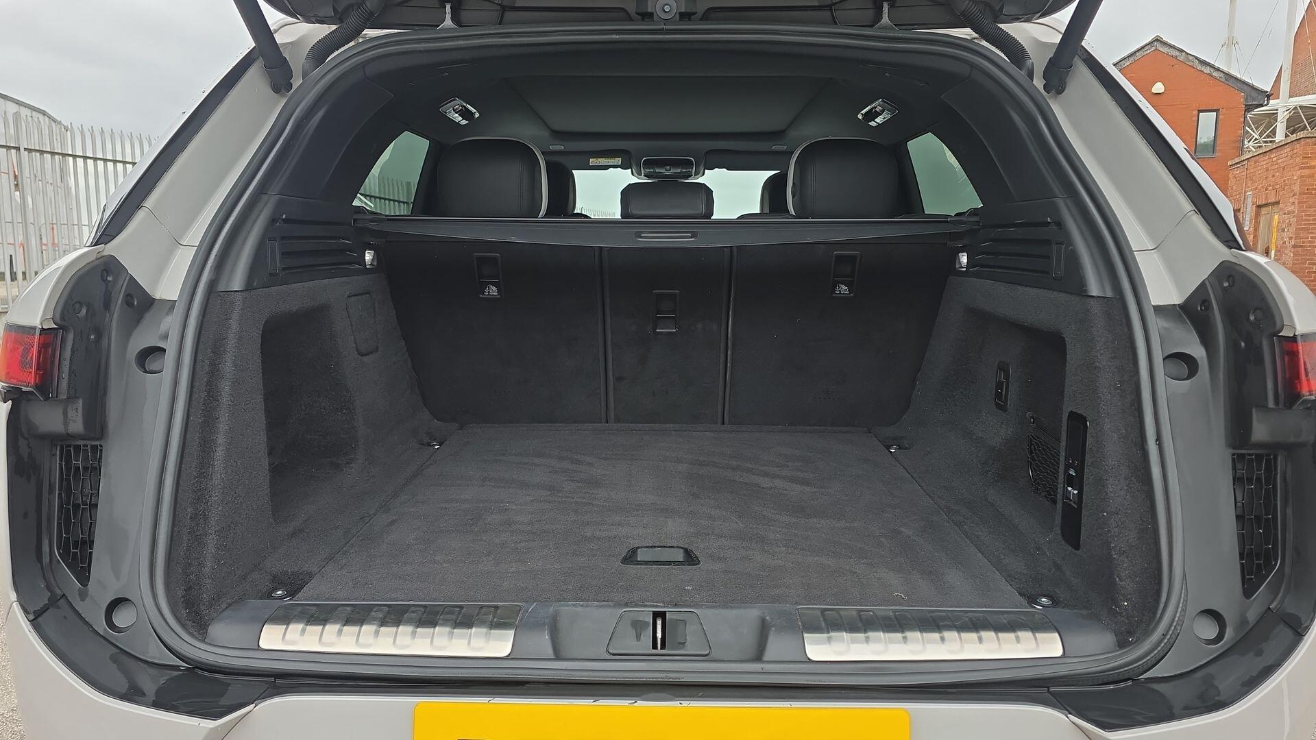 Land Rover Range Rover Sport view 10