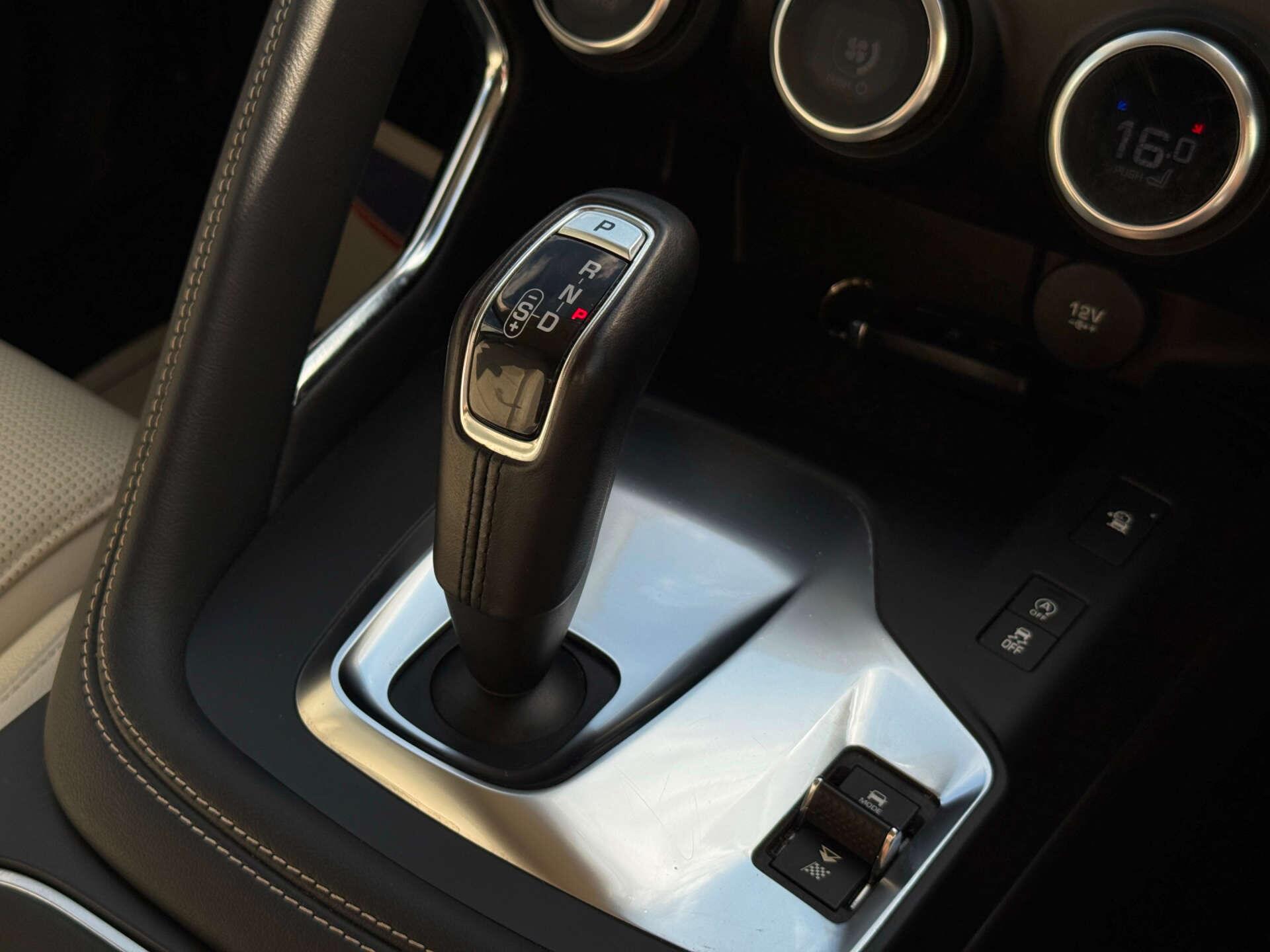 Jaguar E-Pace view 61