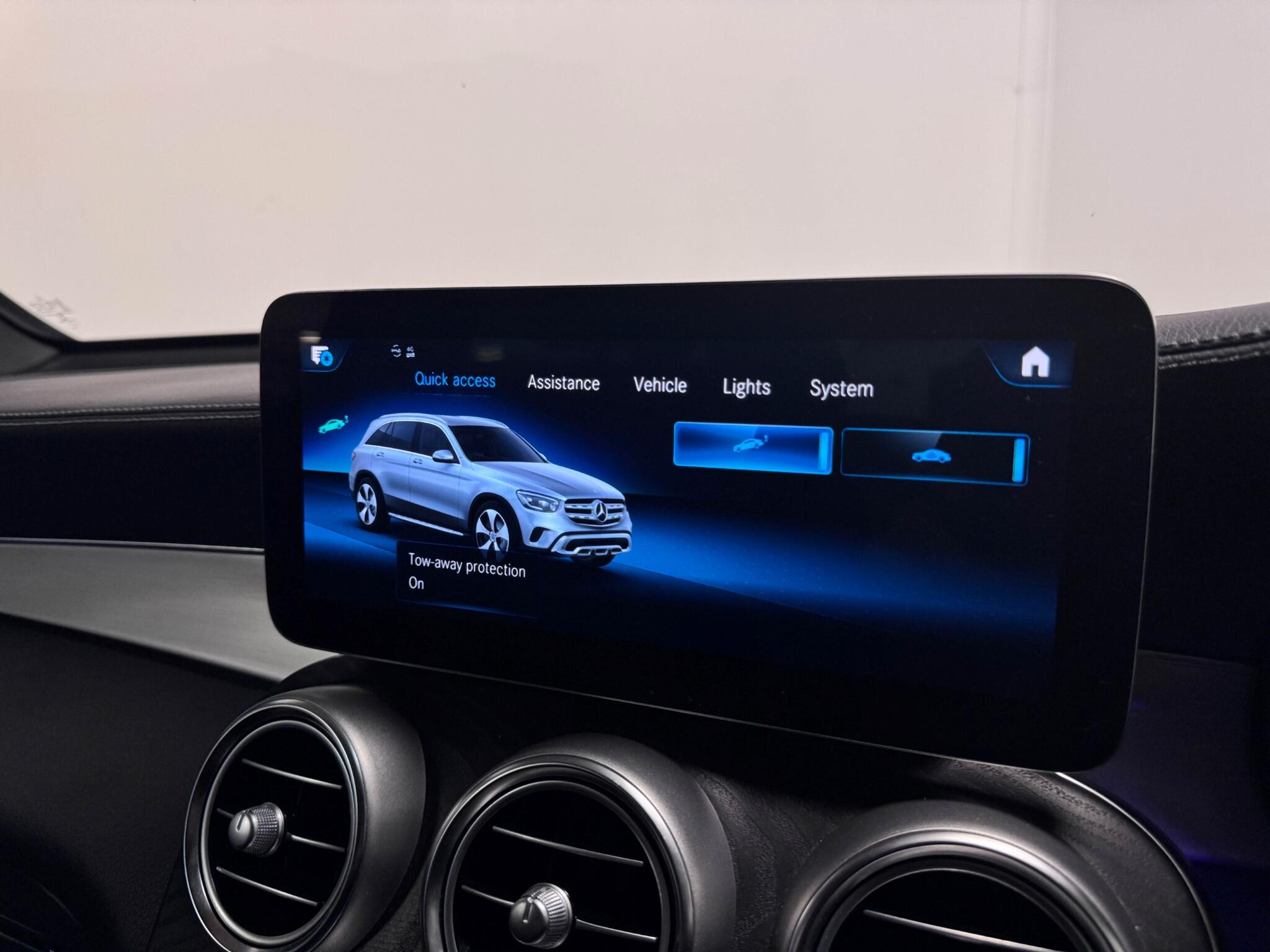 Mercedes-Benz GLC view 52