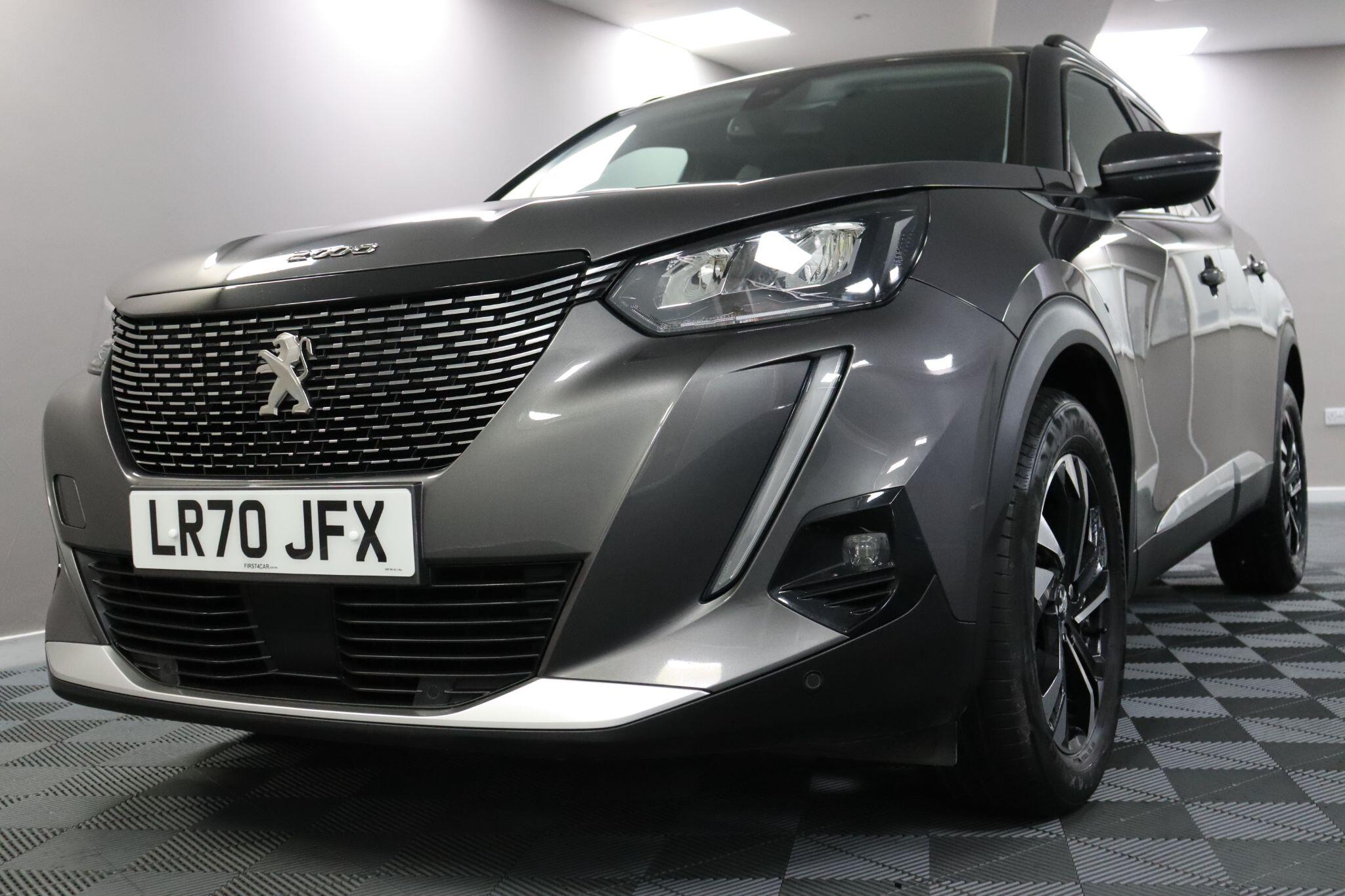 Peugeot 2008 view 5
