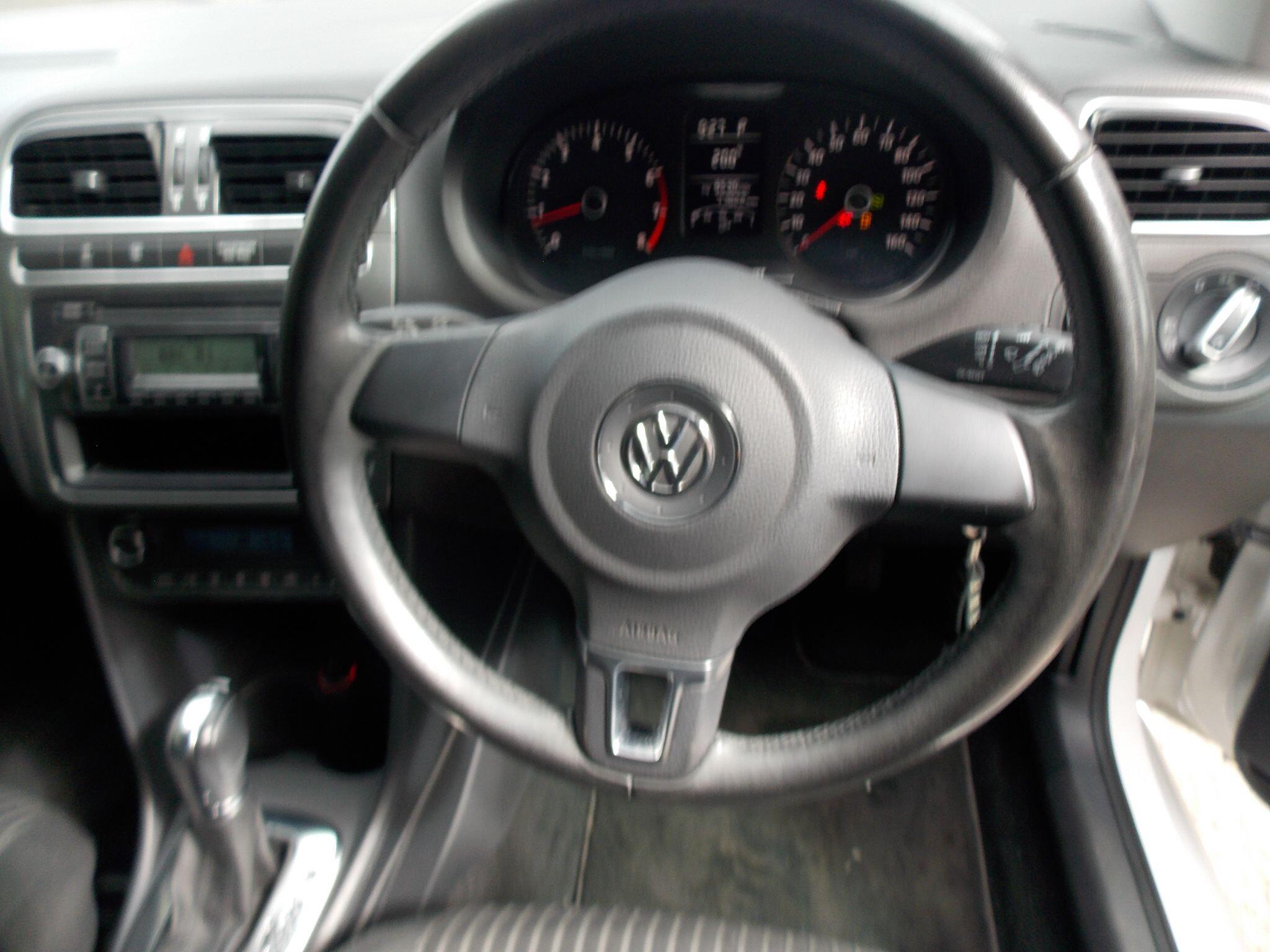 Volkswagen Polo view 19