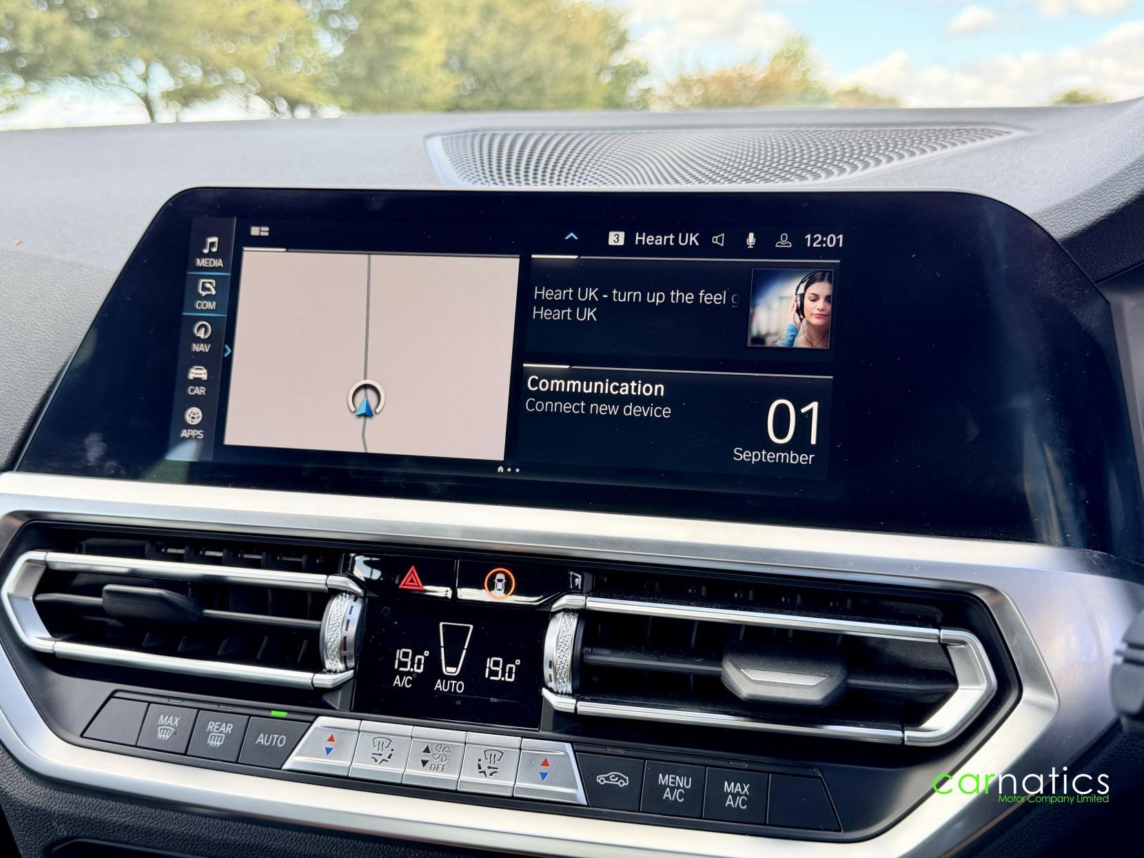 BMW 3 Series view 31