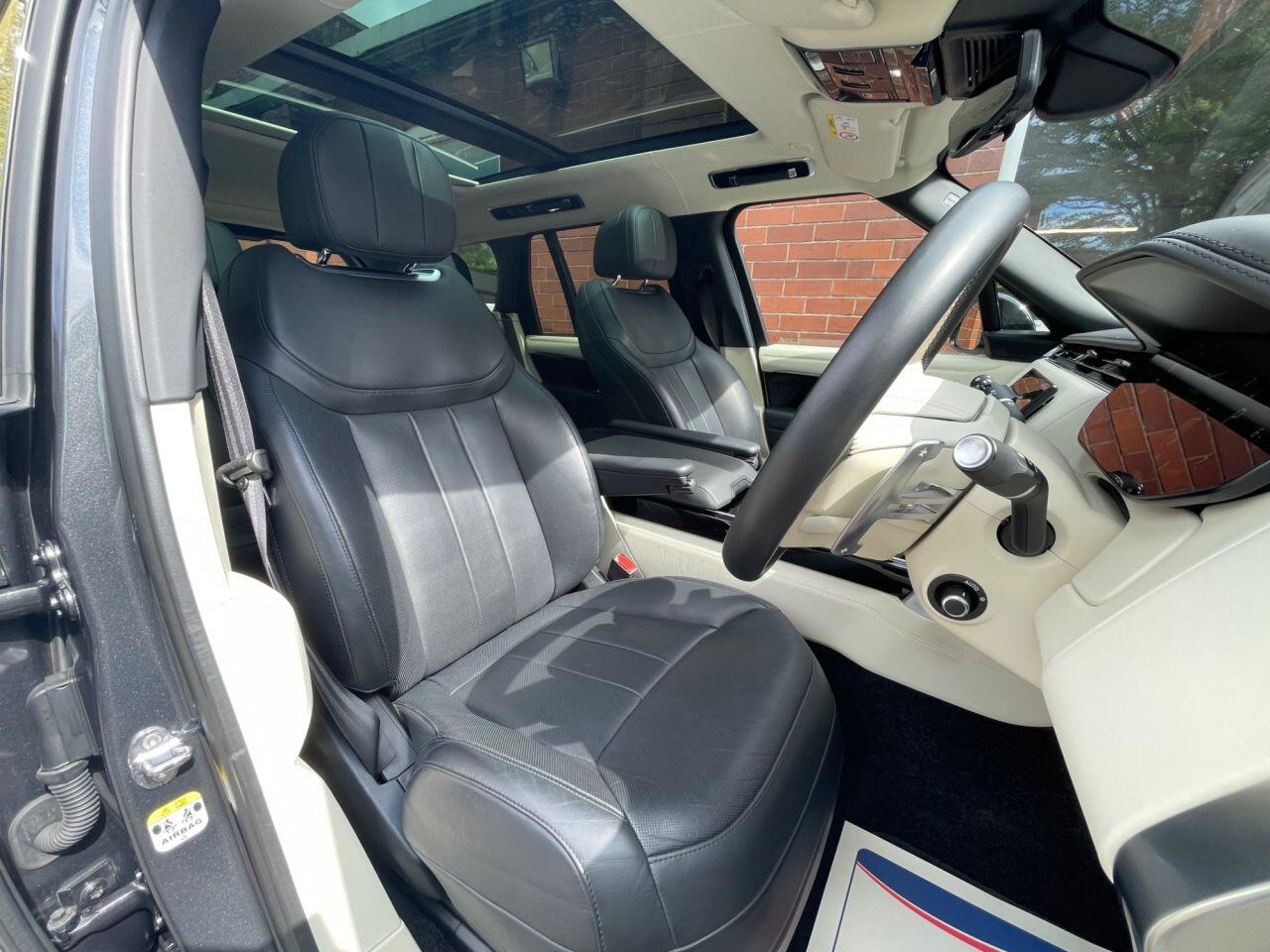 Land Rover Range Rover view 2