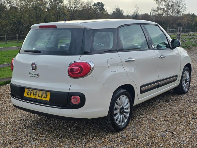 2014 Fiat 500L image 8