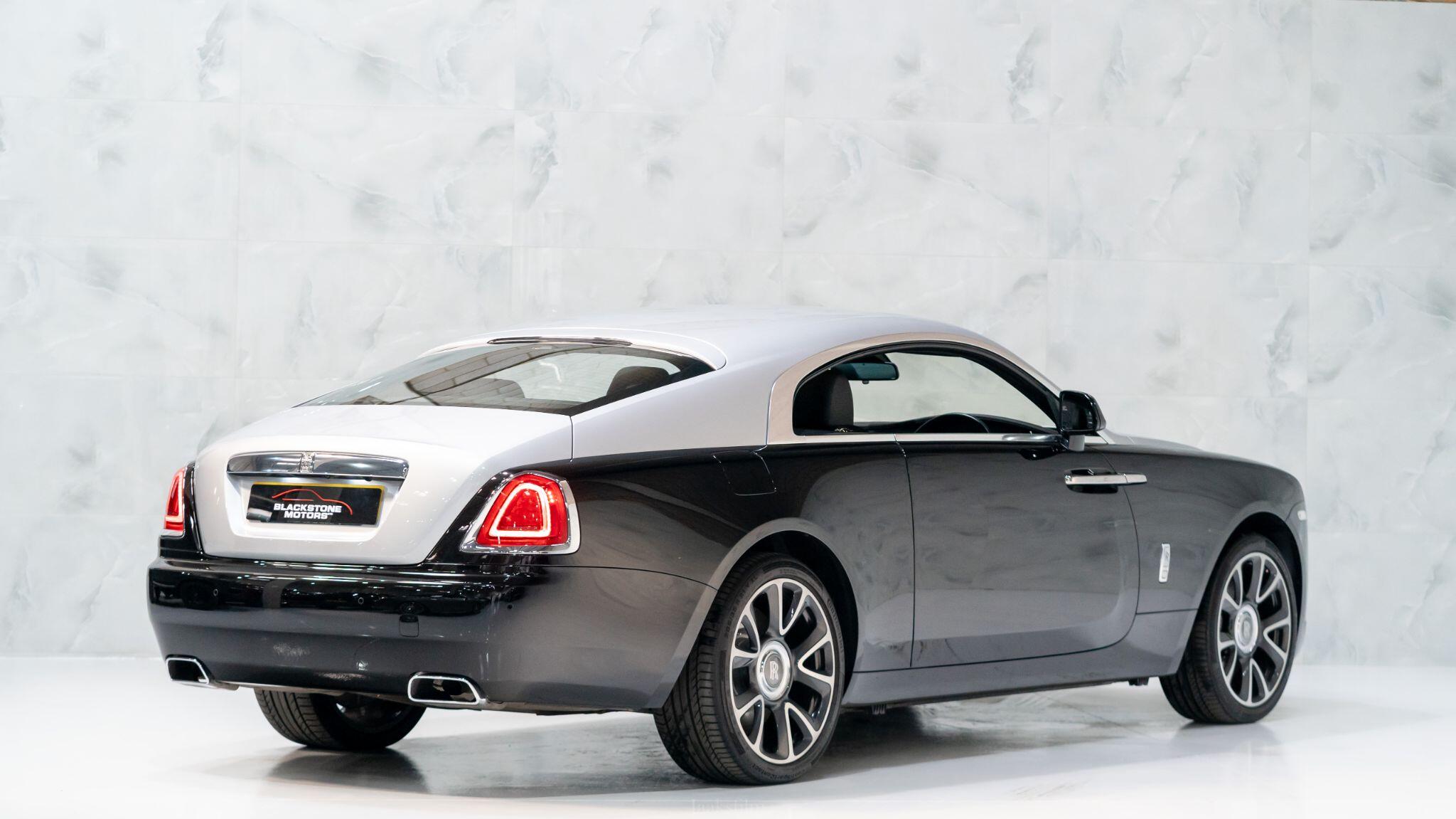 Rolls-Royce Wraith view 8