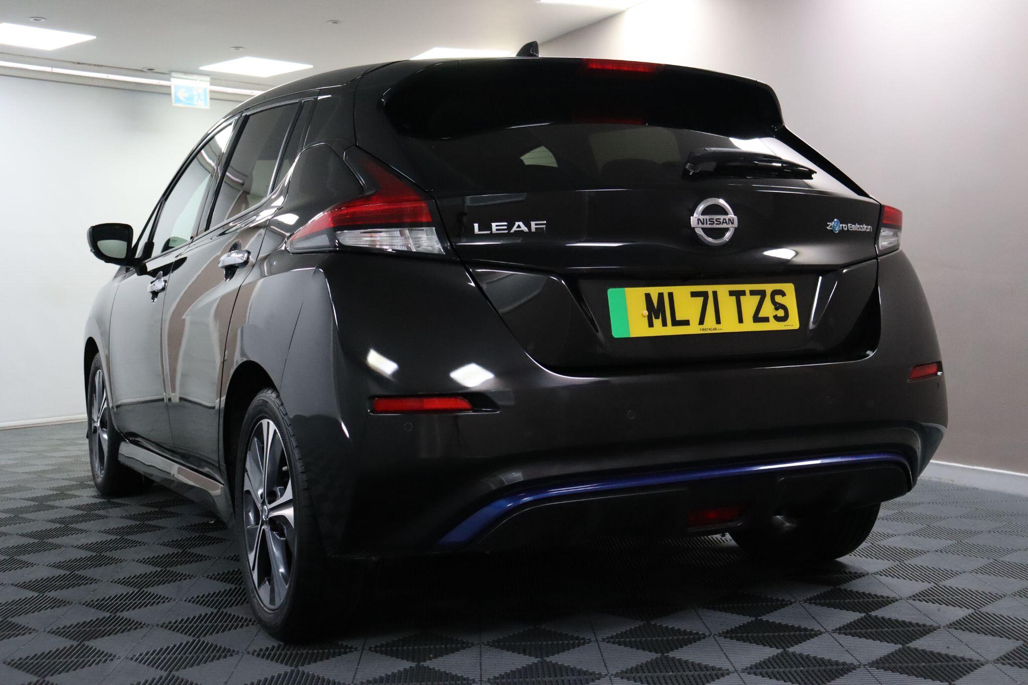 Nissan Leaf view 29