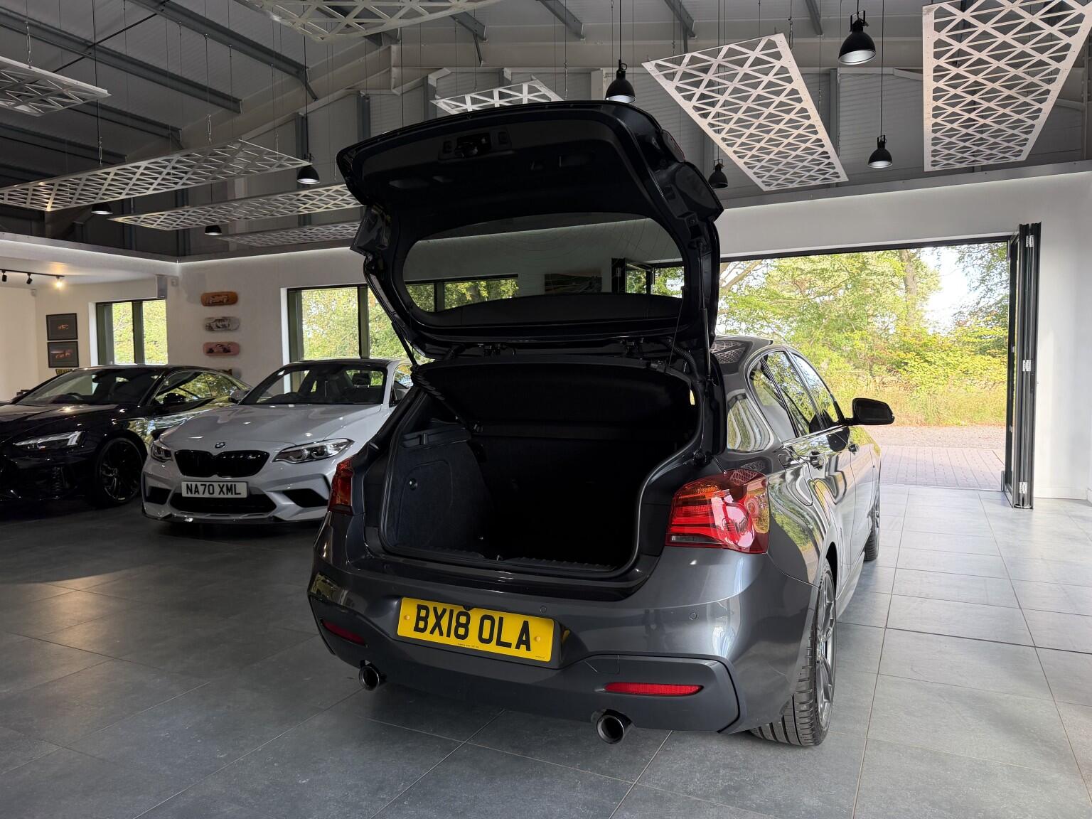 BMW 1 Series view 42