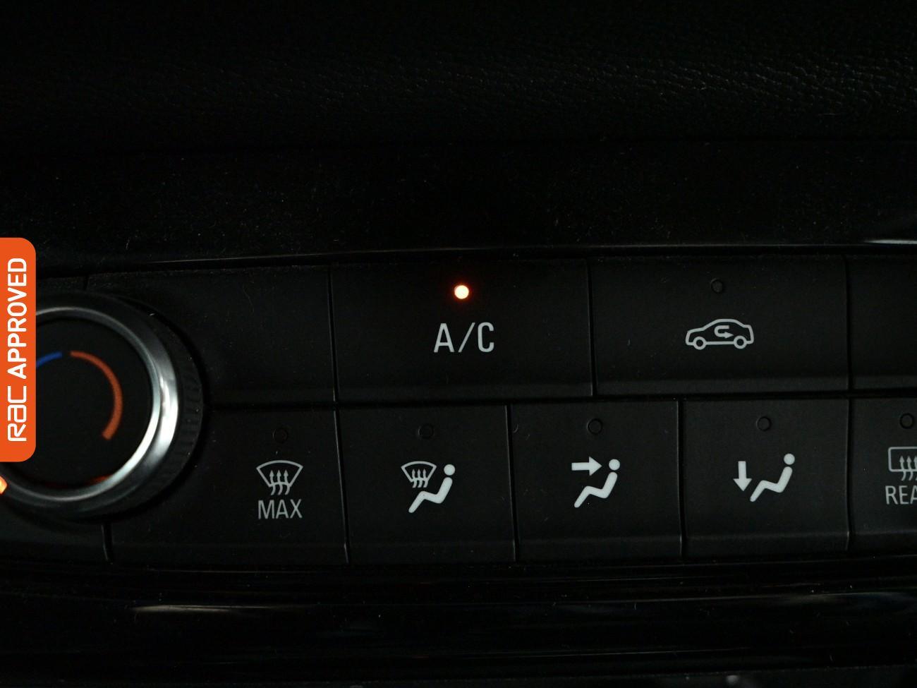 Vauxhall Corsa view 18