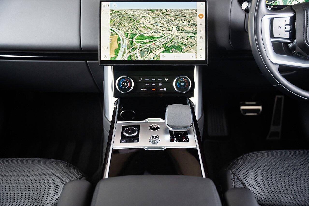 Land Rover Range Rover view 30