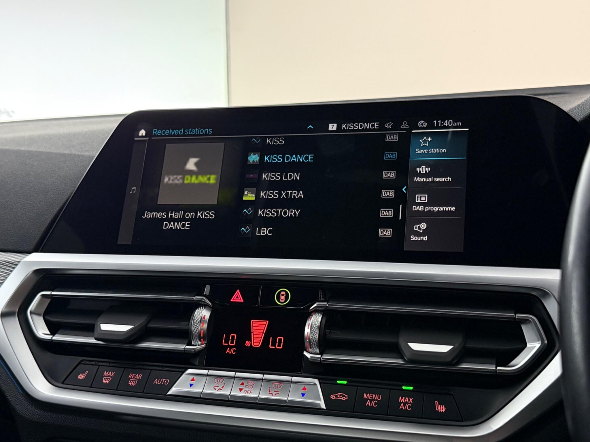 BMW 3 Series view 27